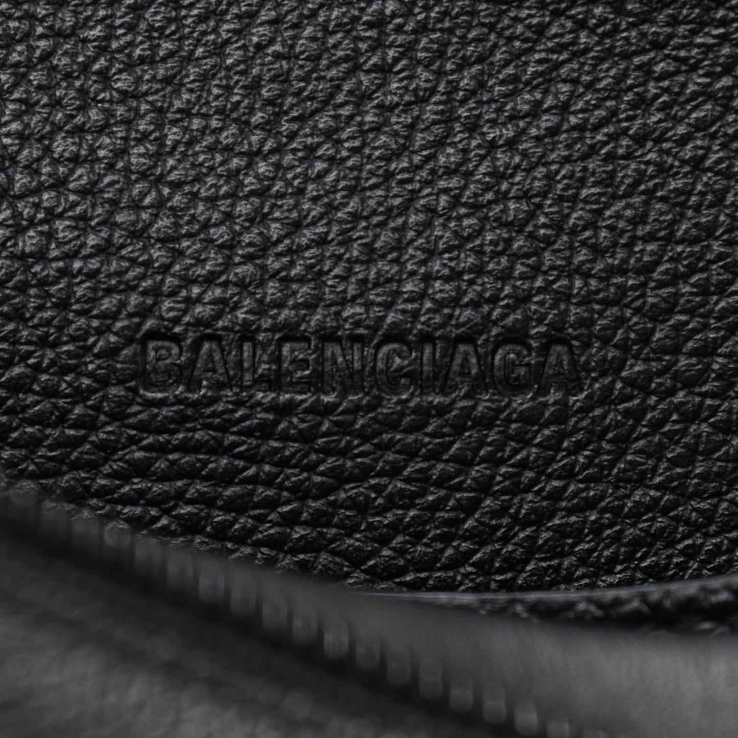 Grained Calfskin Neo Classic Black Hardware S City Black