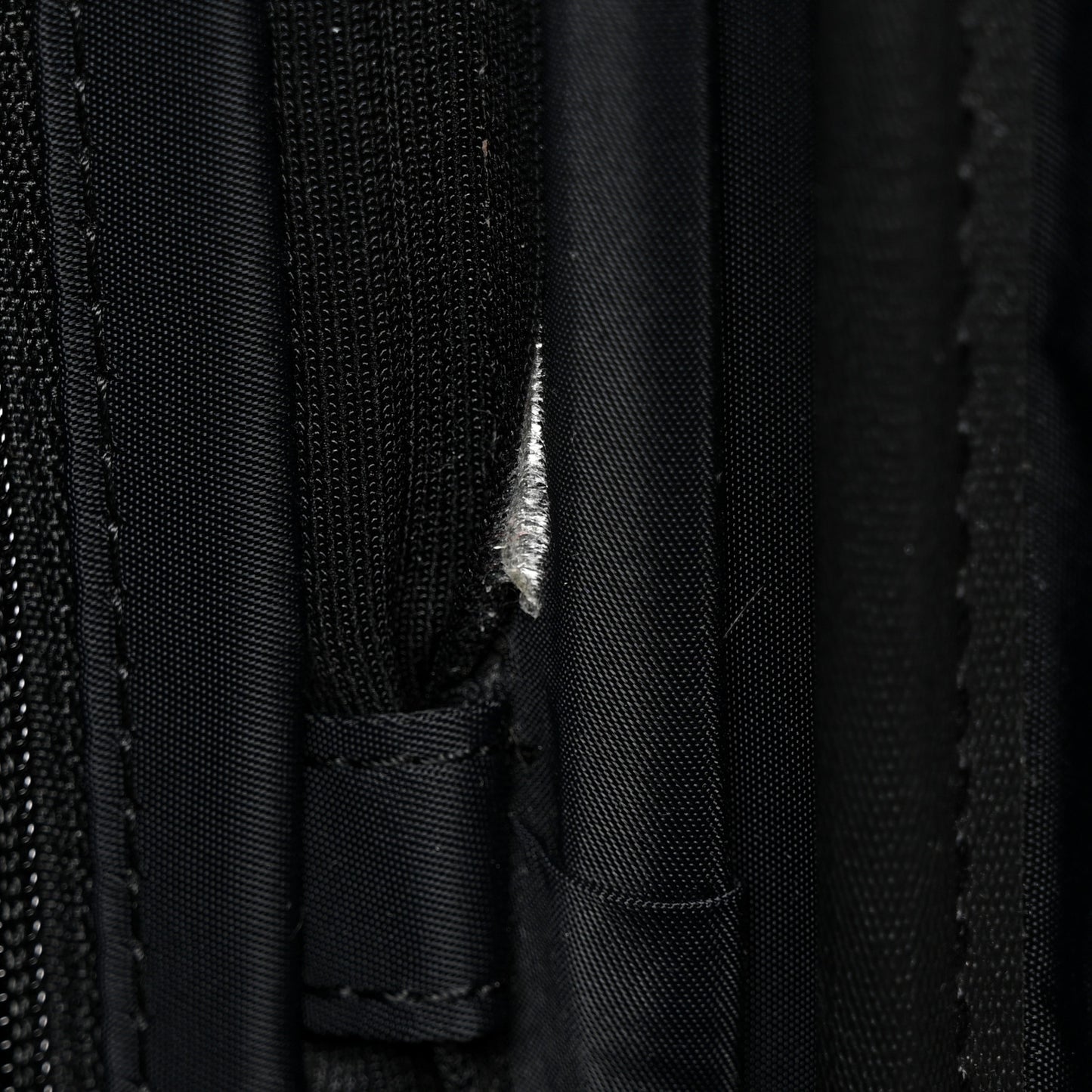 Damier Graphite Pegase Light 55