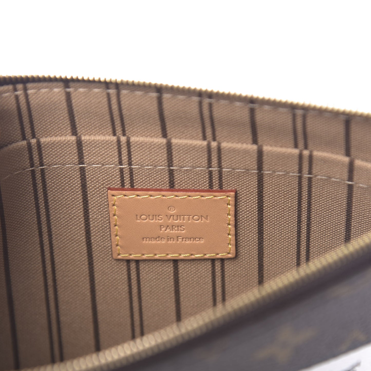 Monogram Game On Neverfull MM Pochette