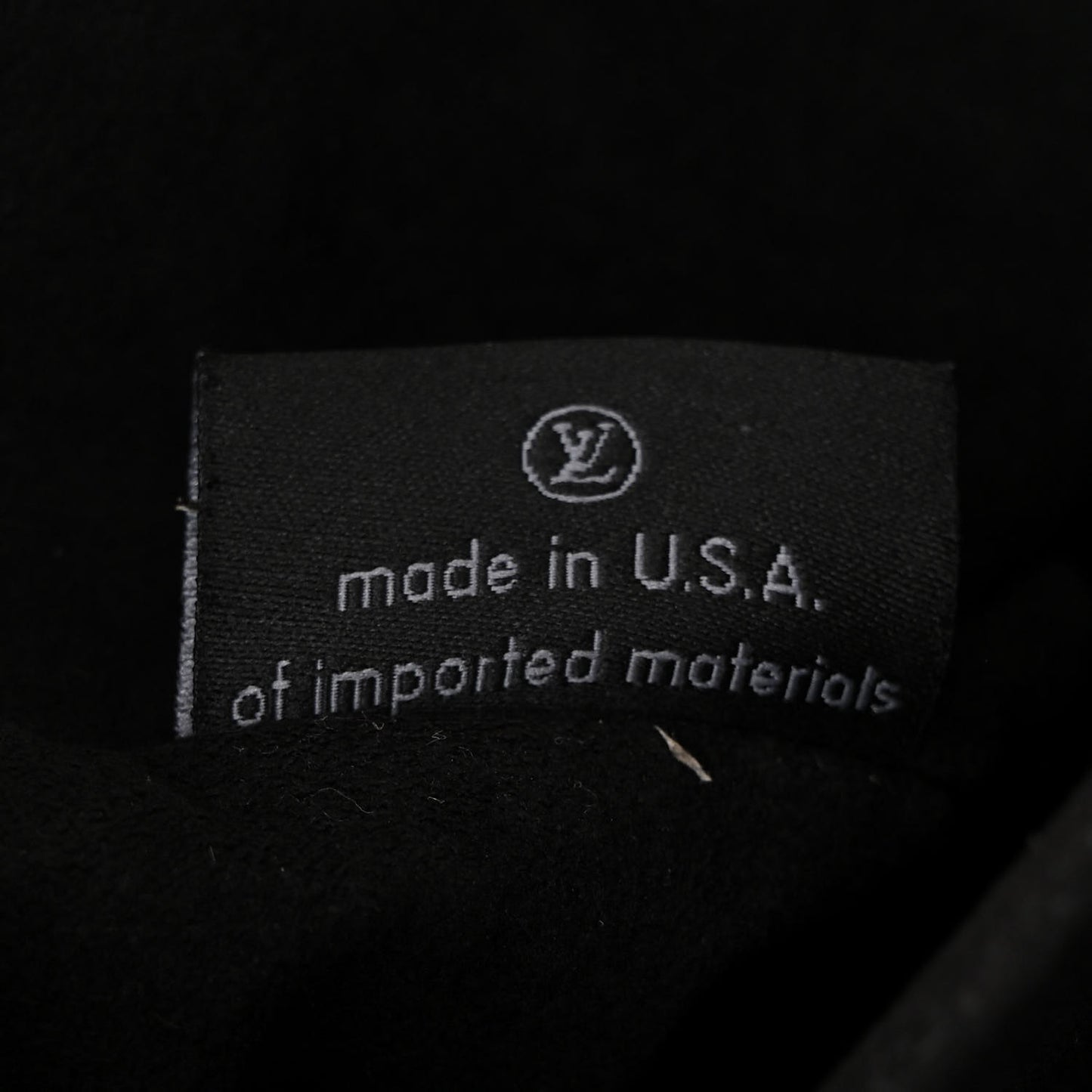 Reverse Monogram Pochette Metis