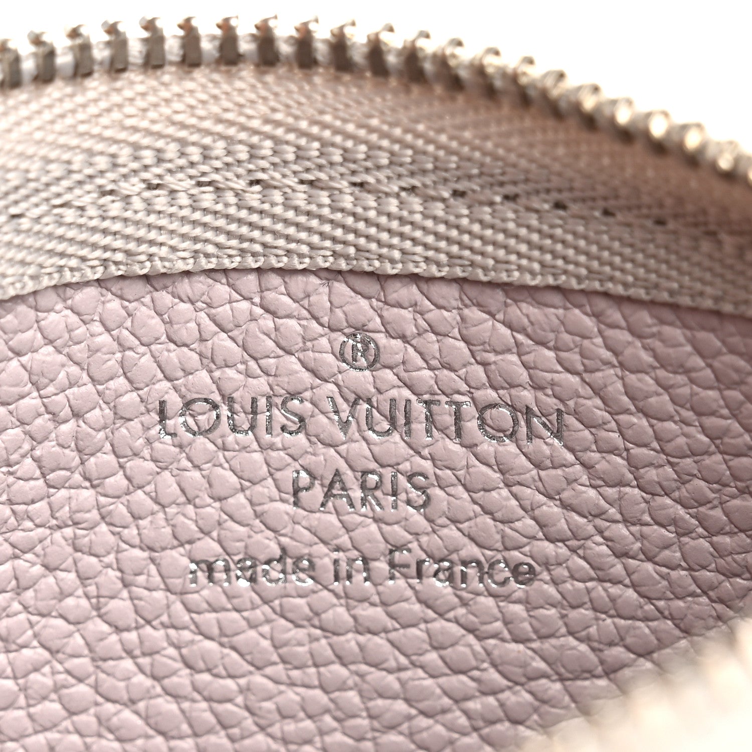 Louis Vuitton Empreinte Monogram Giant Key Pouch Brume Gray White Quartz 6 of 8