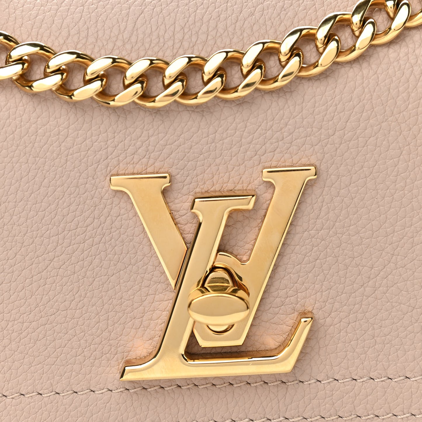 Grained Calfskin Lockme Tender Greige