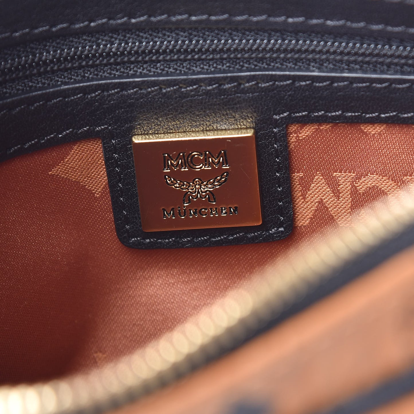 Visetos Small Crossbody Bag Cognac Black