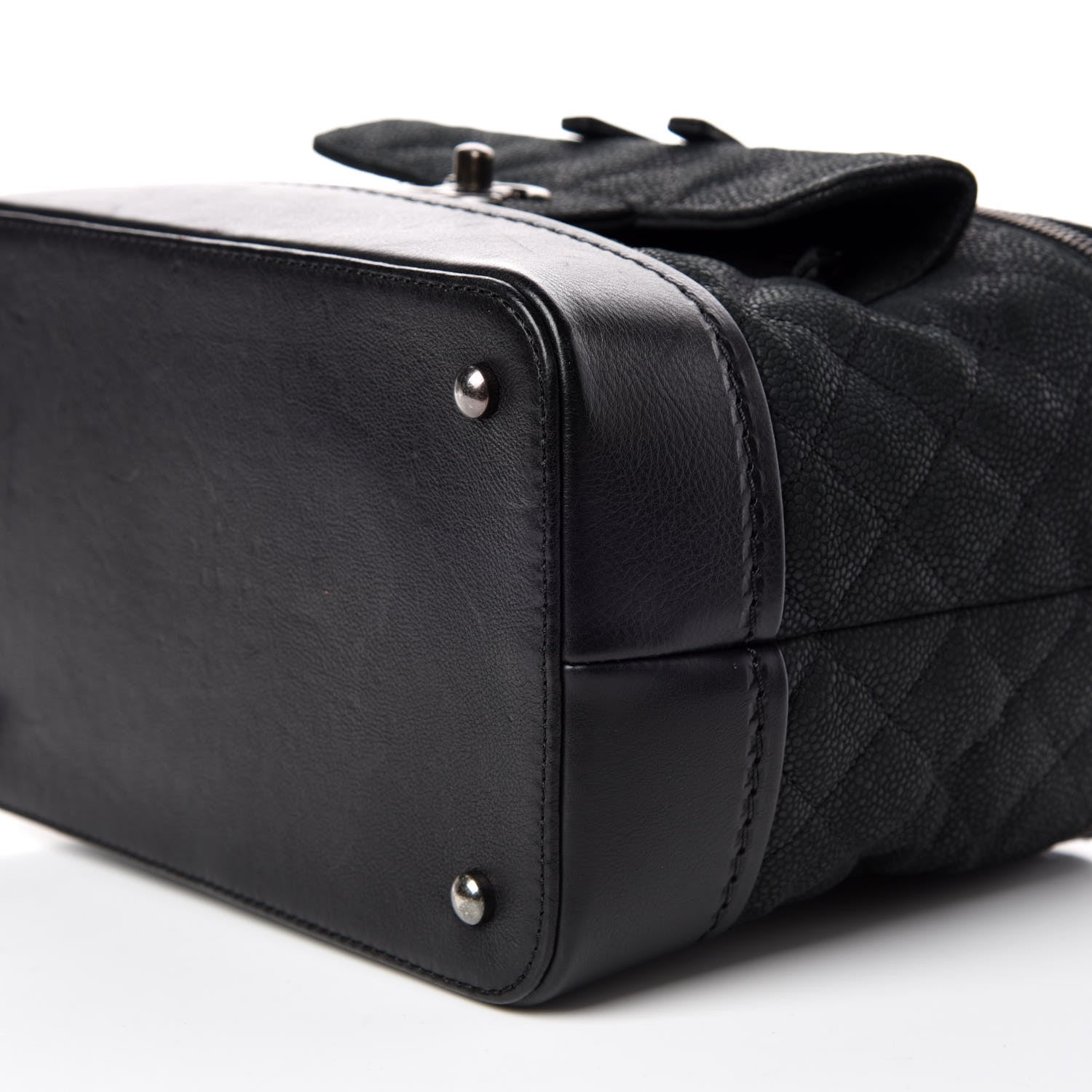 Chanel Iridescent Grained Calfskin Quilted Globe Trotter Vanity Case Black 6 of 12