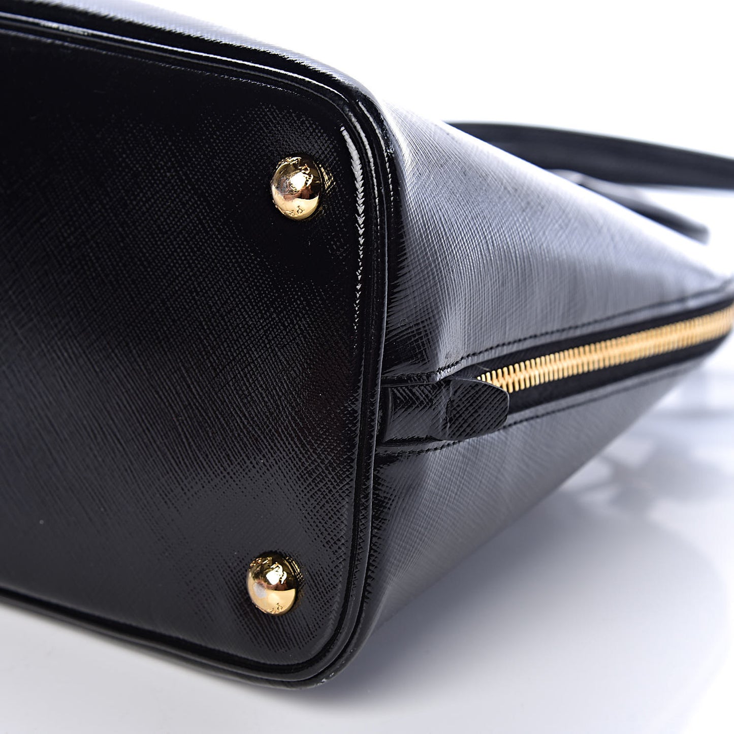 Saffiano Vernice Medium Promenade Tote Black