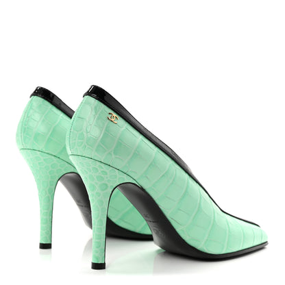 Chanel Crocodile Embossed Patent Calfskin Pumps 39 Green Black 4 of 10