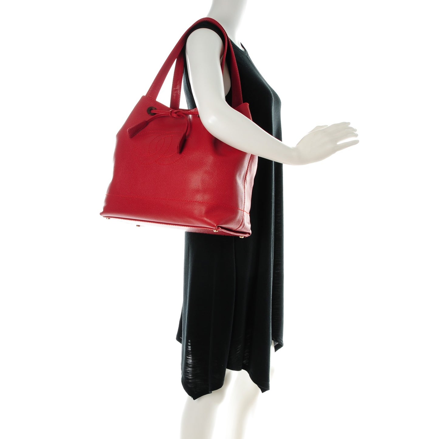 Caviar CC Drawstring Shoulder Bag Red