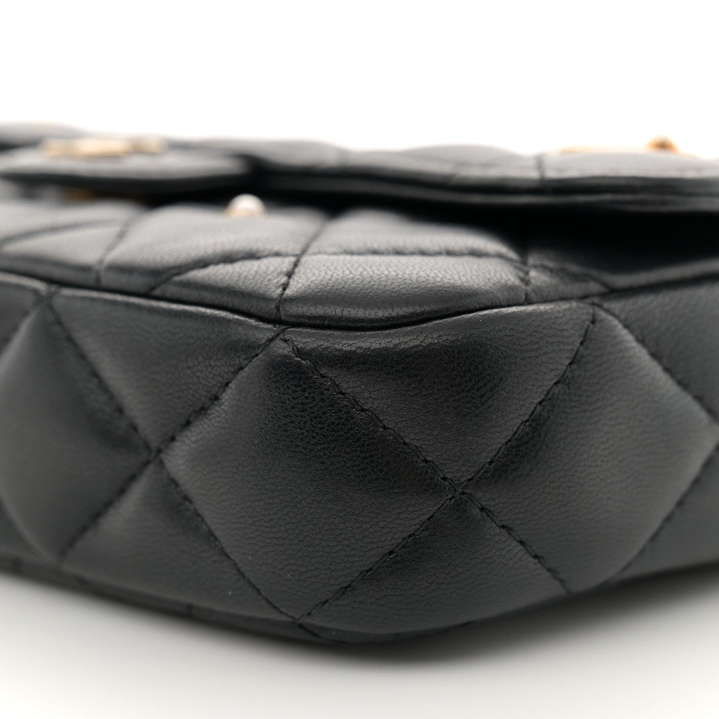 Lambskin Quilted Charm Flap Phone Holder With Chain Black