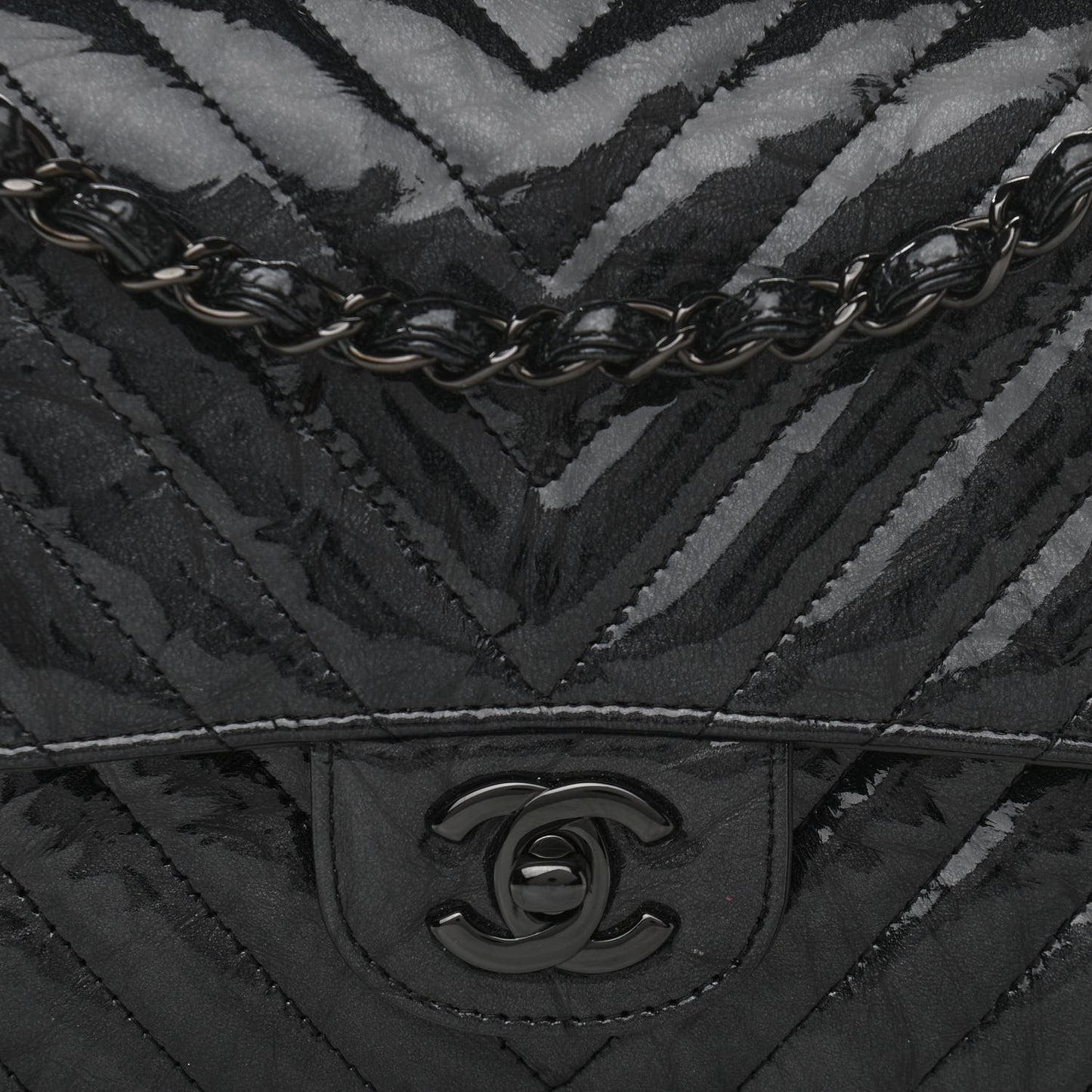 Metallic Patent Crumpled Calfskin Chevron Quilted Medium Double Flap So Black