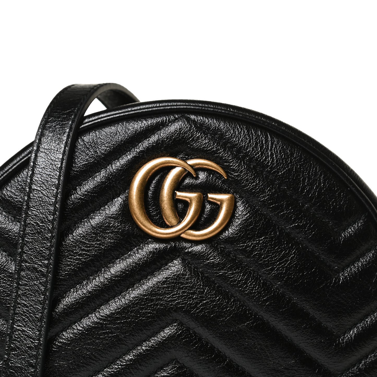 Azalea Calfskin Matelasse Heart Mini GG Marmont Round Shoulder Bag Black