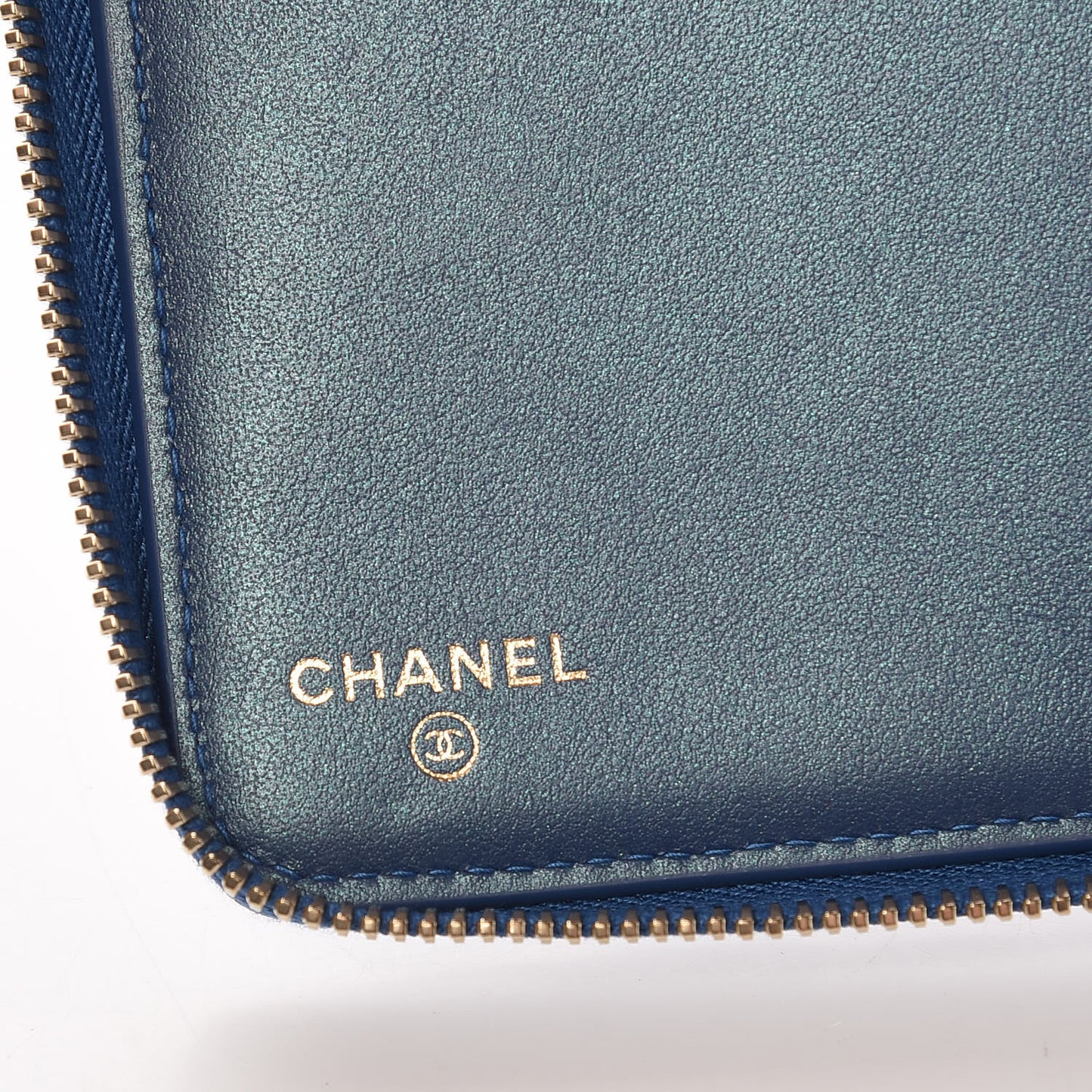 Iridescent Caviar Quilted Large Zip Around Organizer Wallet Blue