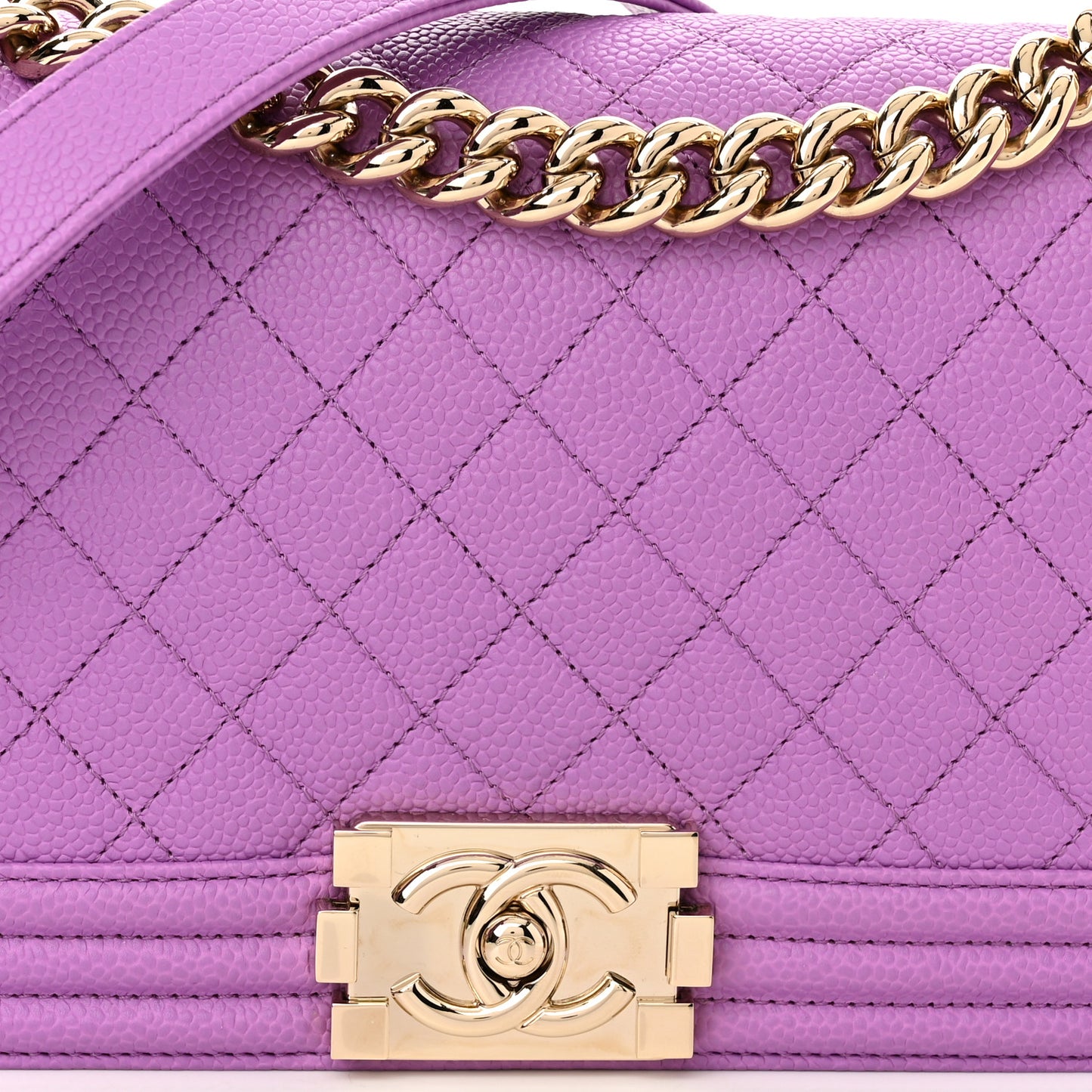 Caviar Quilted Medium Boy Flap Purple