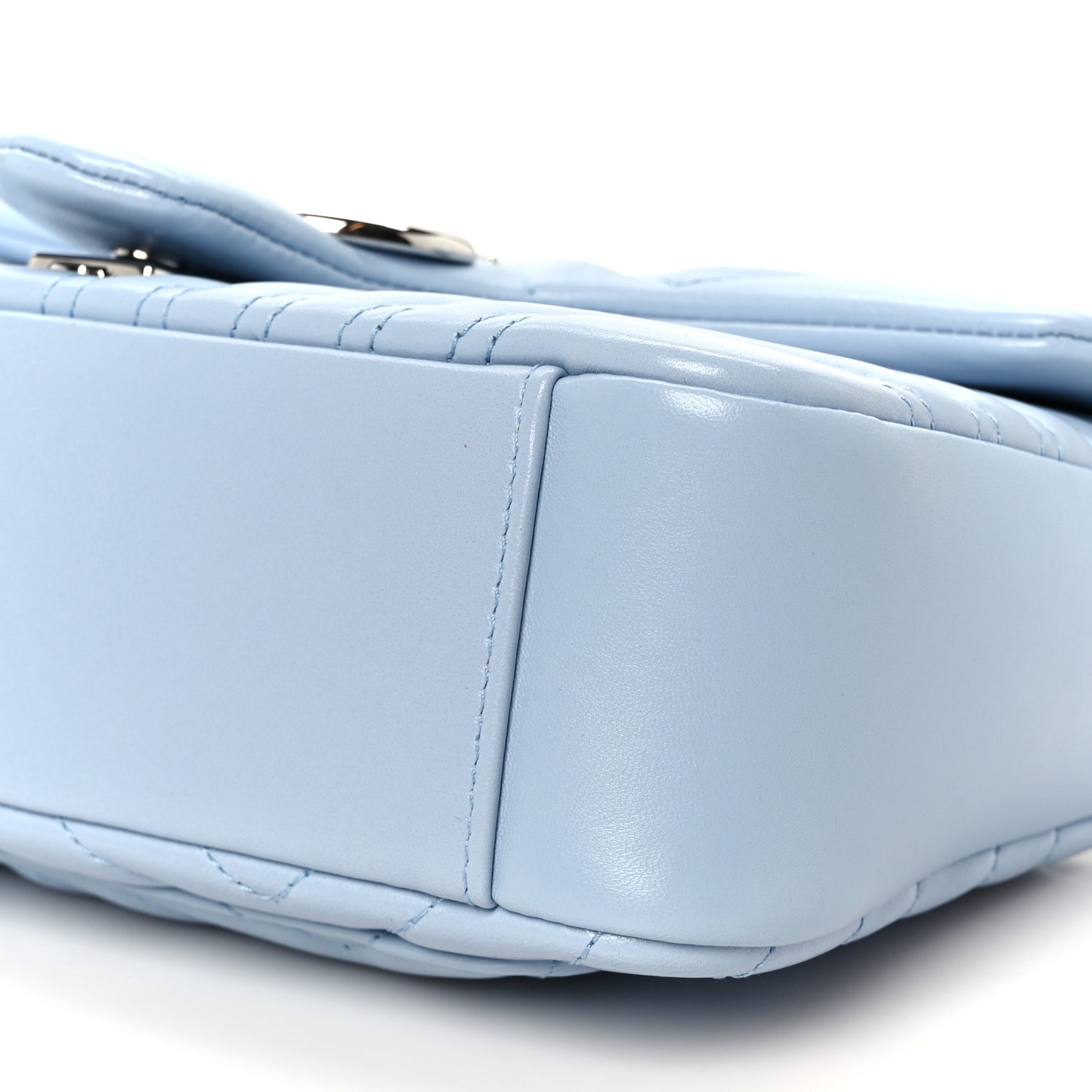 Lambskin Matelasse Medium GG Marmont Shoulder Bag Porcelain Light Blue