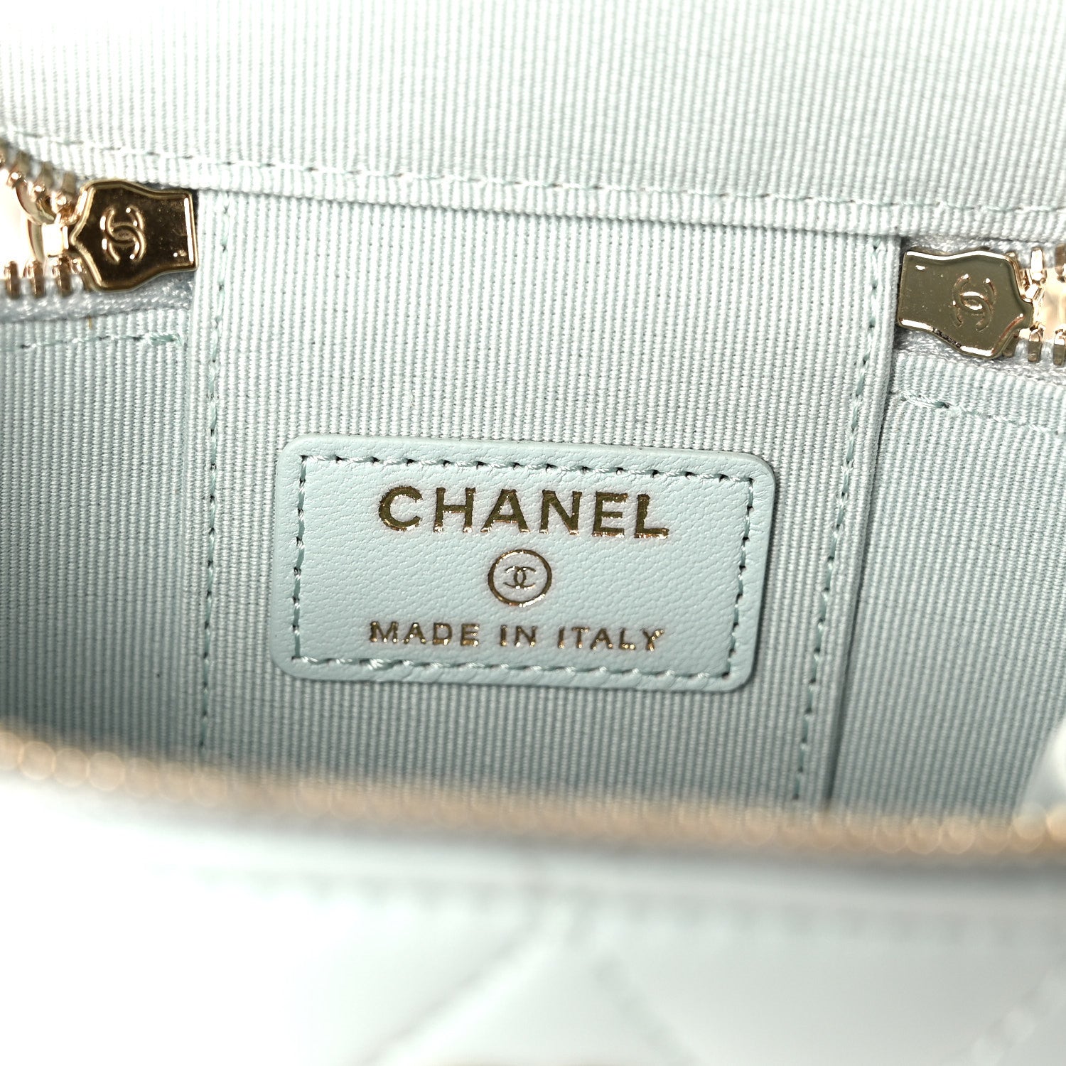 Chanel Lambskin Quilted Top Handle Mini Vanity Case With Chain
