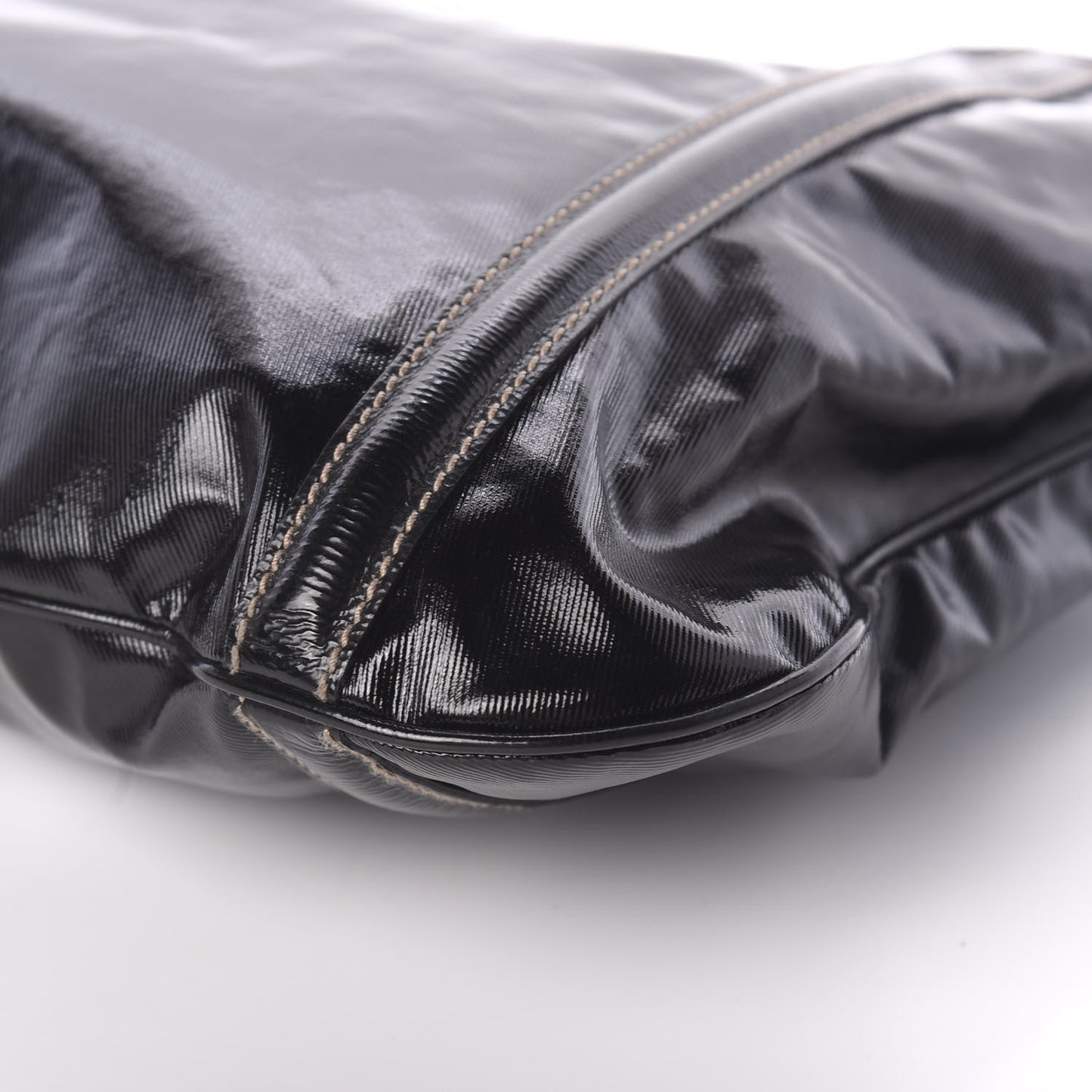 Dialux Medium Britt Shoulder Bag Black