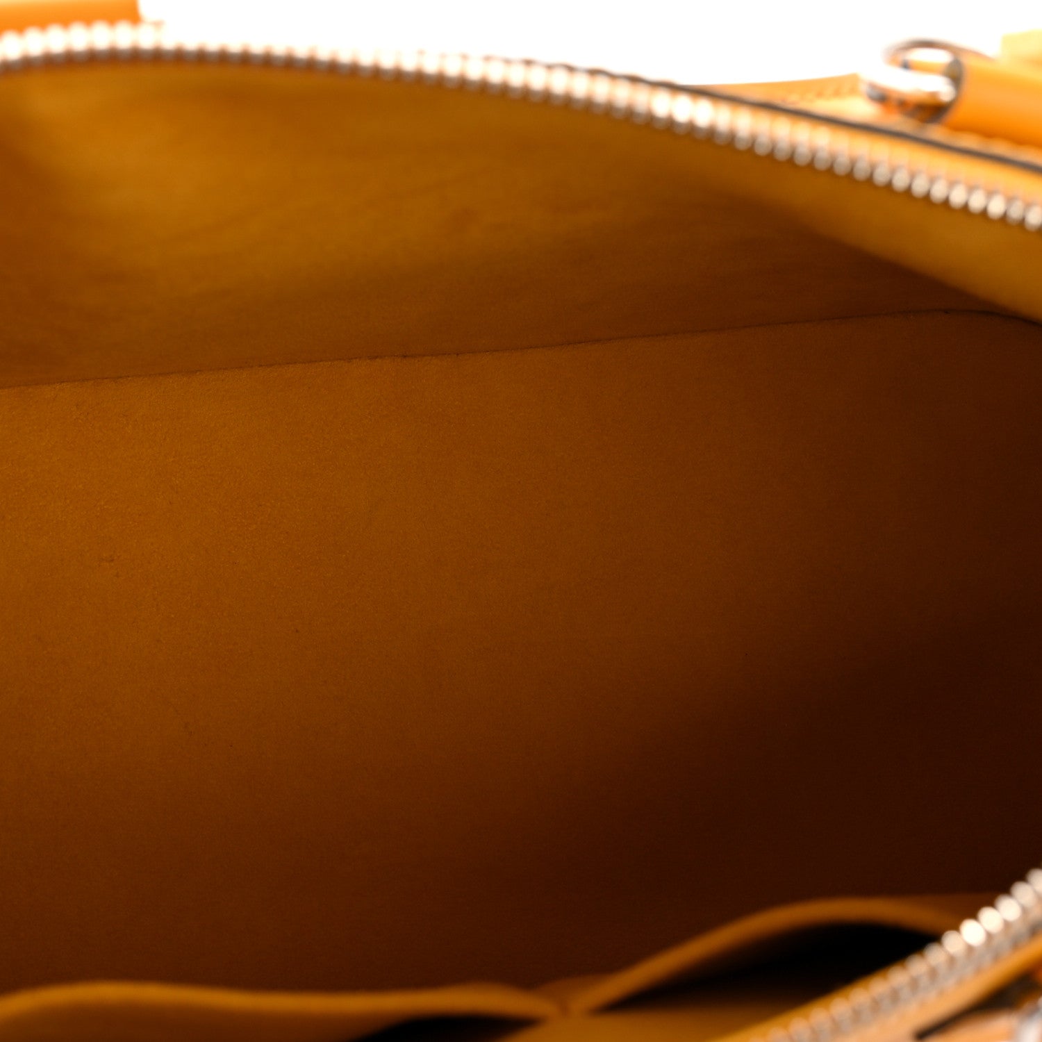 Louis Vuitton Epi Alma PM Tassil 5 of 11
