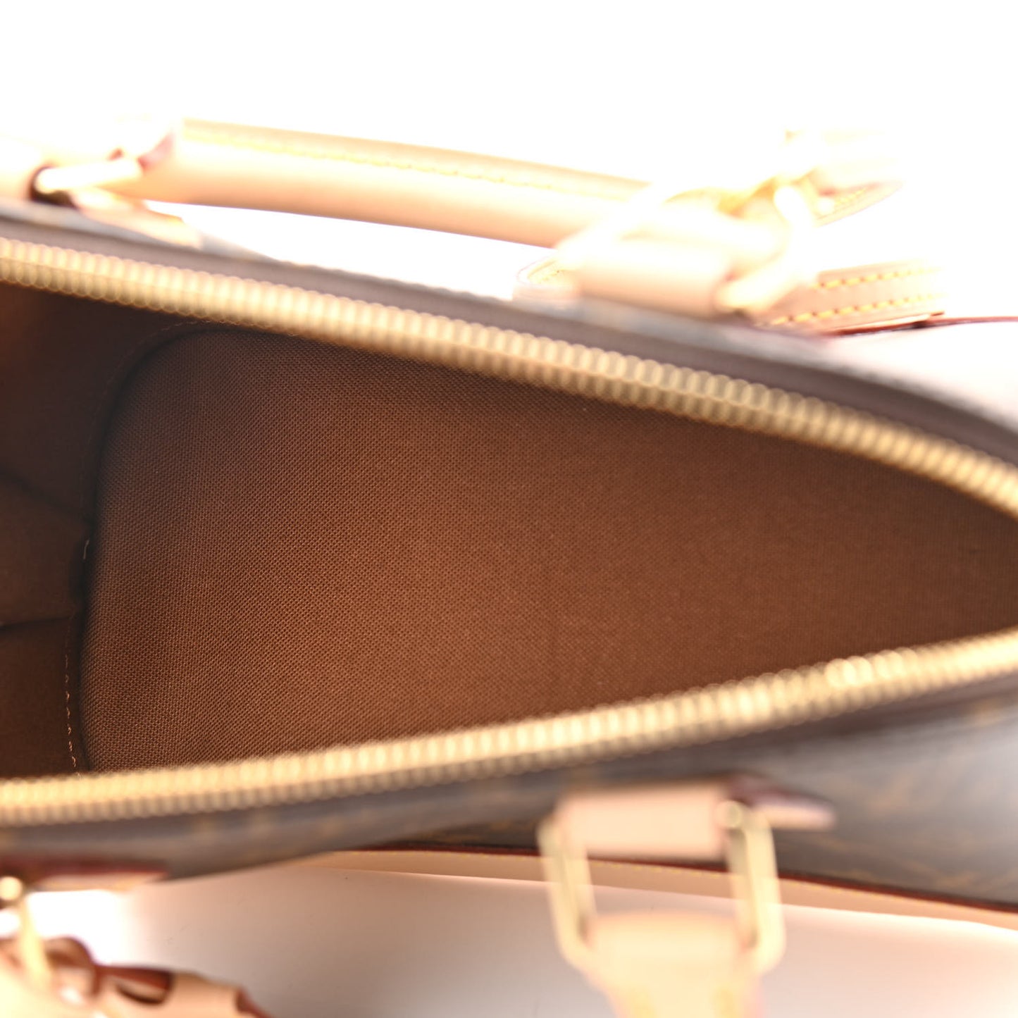 Monogram Alma BB