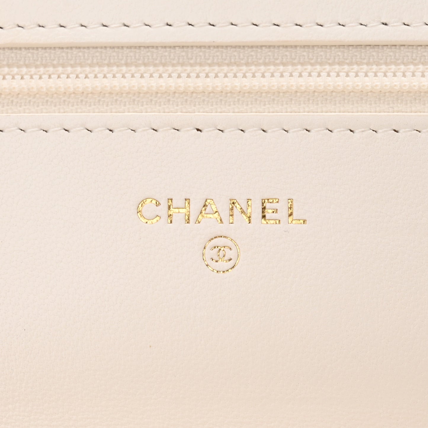 Lambskin Quilted Chanel 19 Wallet On Chain WOC White
