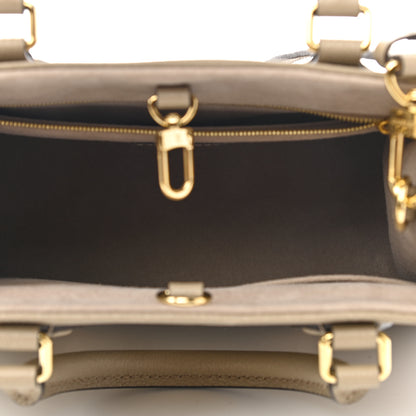 Louis Vuitton Empreinte Monogram Giant Onthego PM Tourterelle Creme 5 of 10