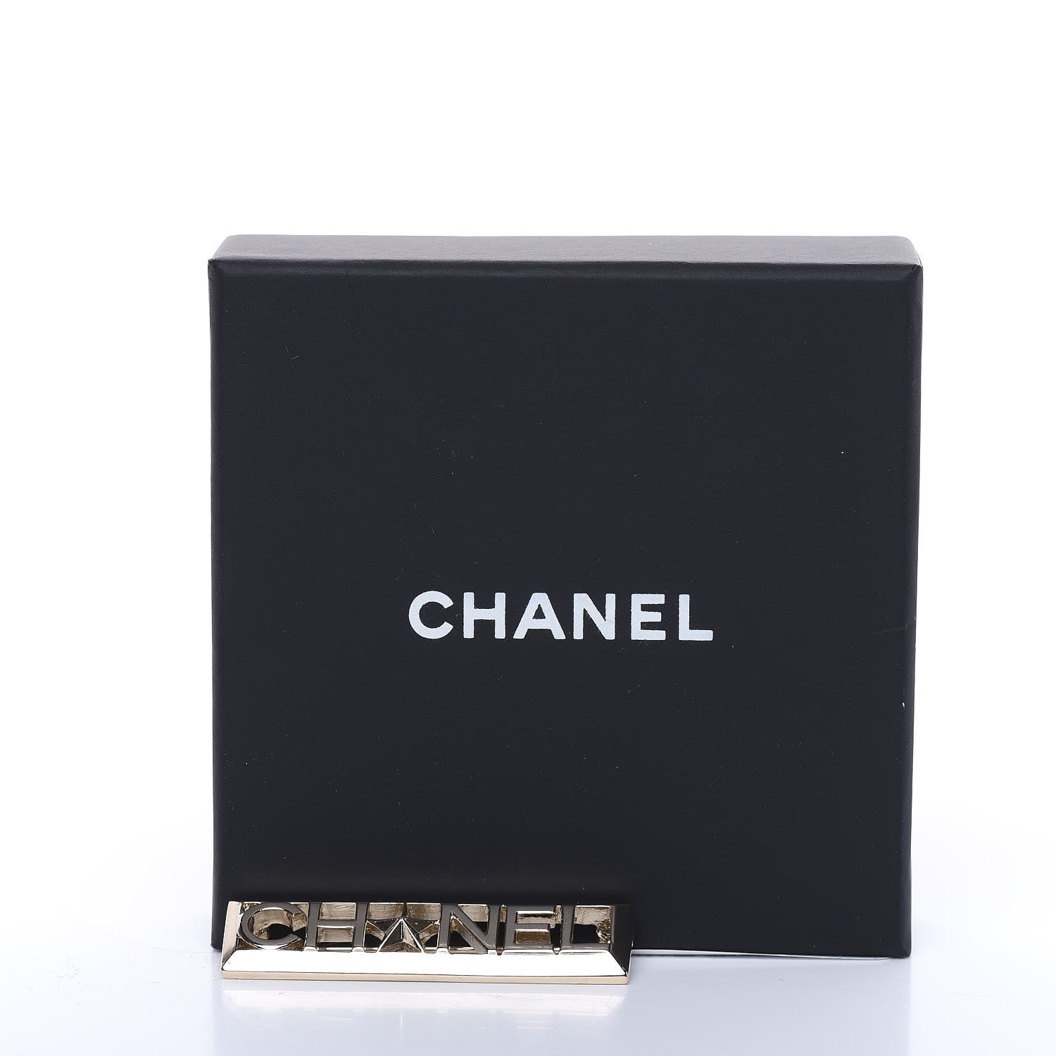 Chanel Star Logo Brooch Gold 5 of 5