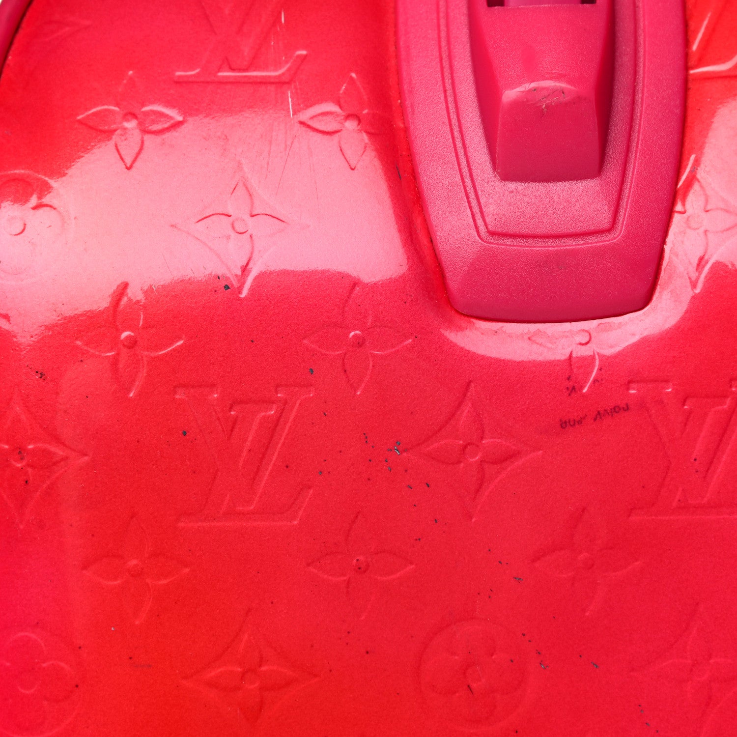 Louis Vuitton Vernis Pegase 45 Rose Pop 32 of 48