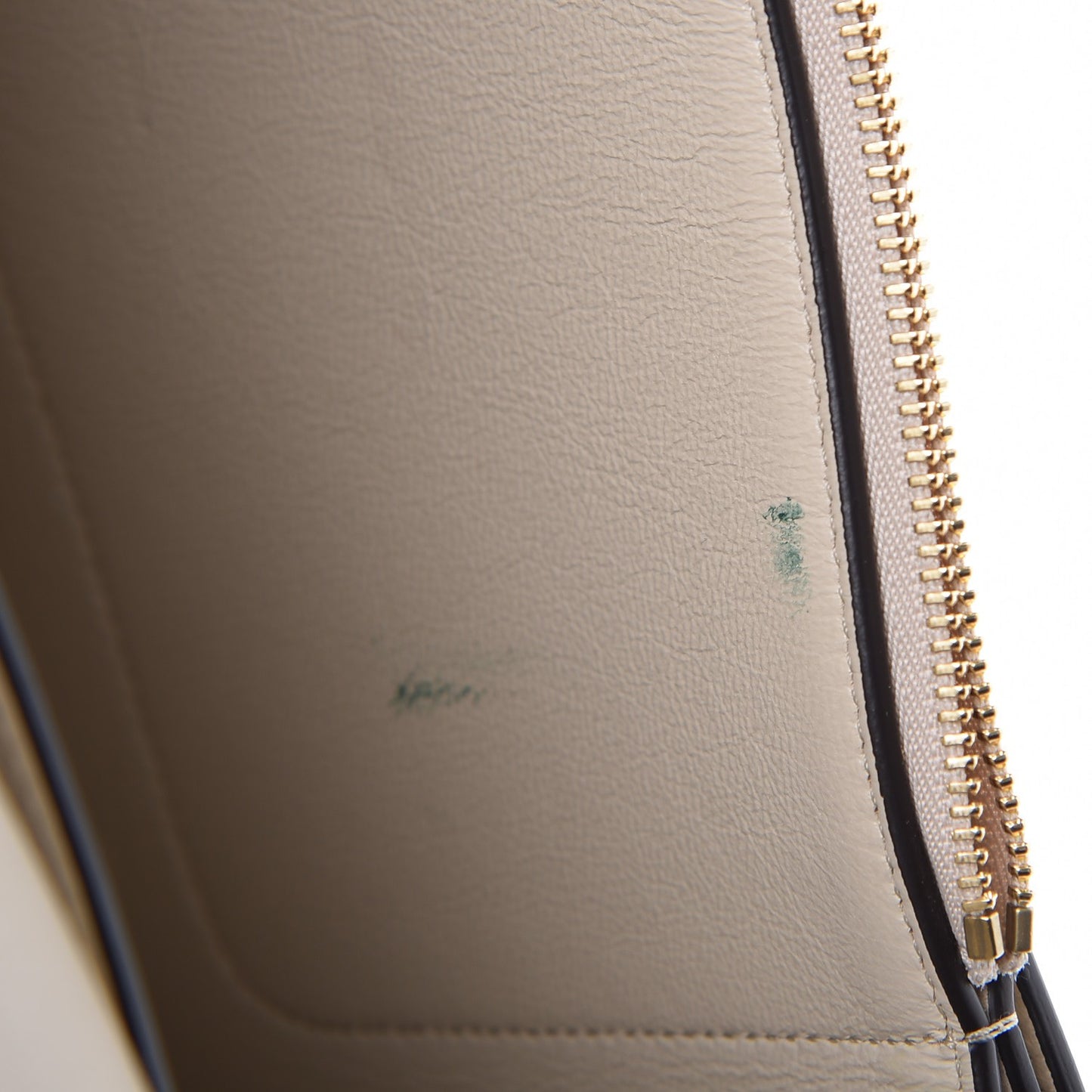 Shiny Smooth Calfskin Medium Frame Shoulder Bag Grege Storm