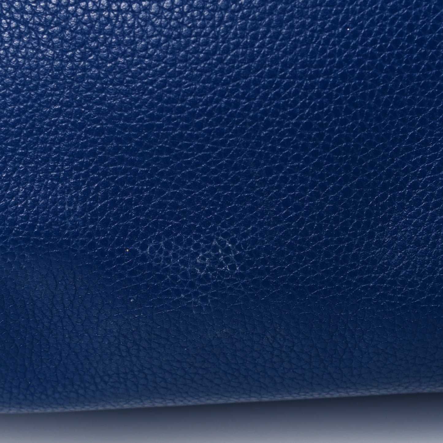Pebbled Calfskin Small Skull Padlock Zip Around Tote Ultramarine