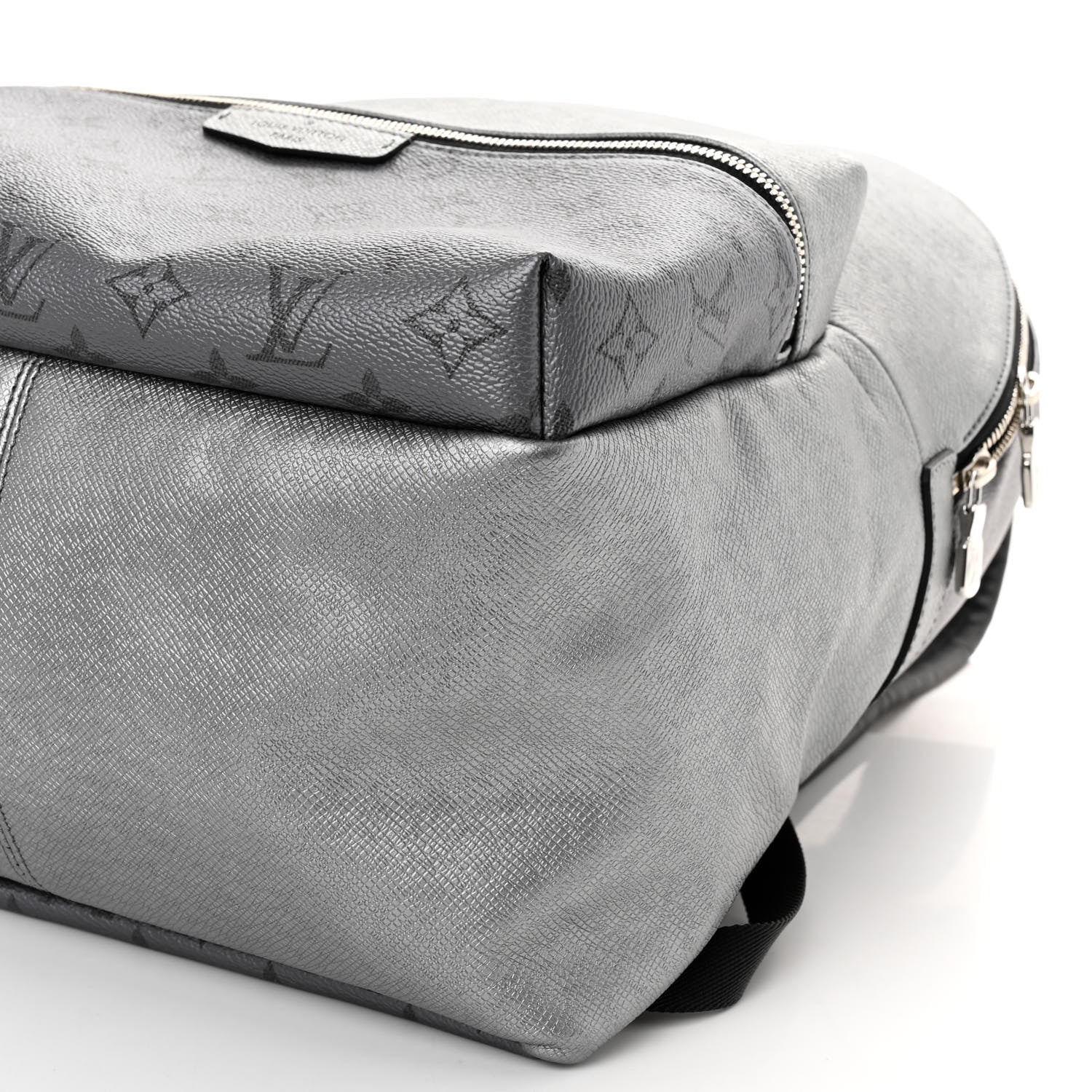 Louis Vuitton Monogram Taiga Discovery Backpack PM Silver 9 of 9