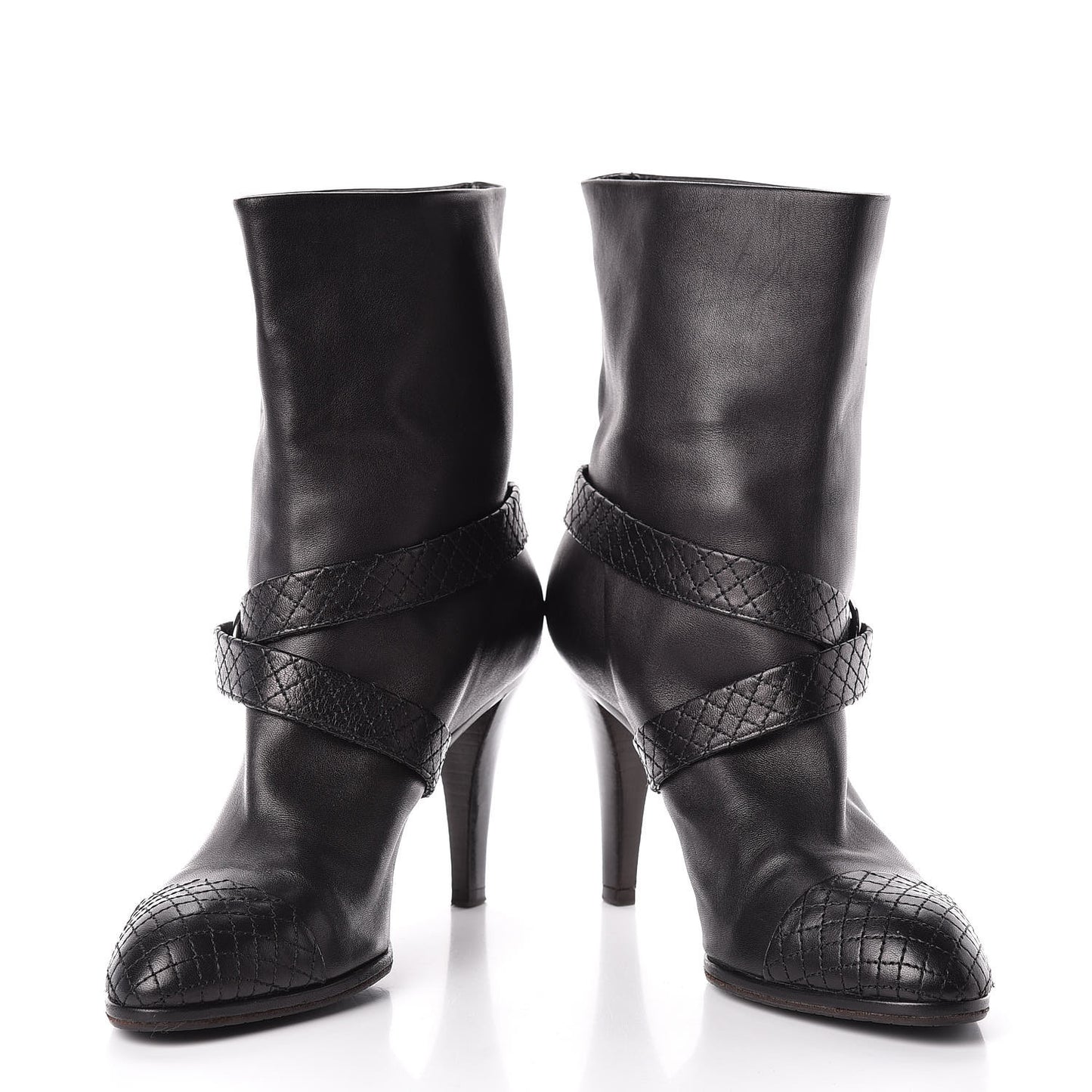 Calfskin Quilted Cap Toe Boots 40.5 Black