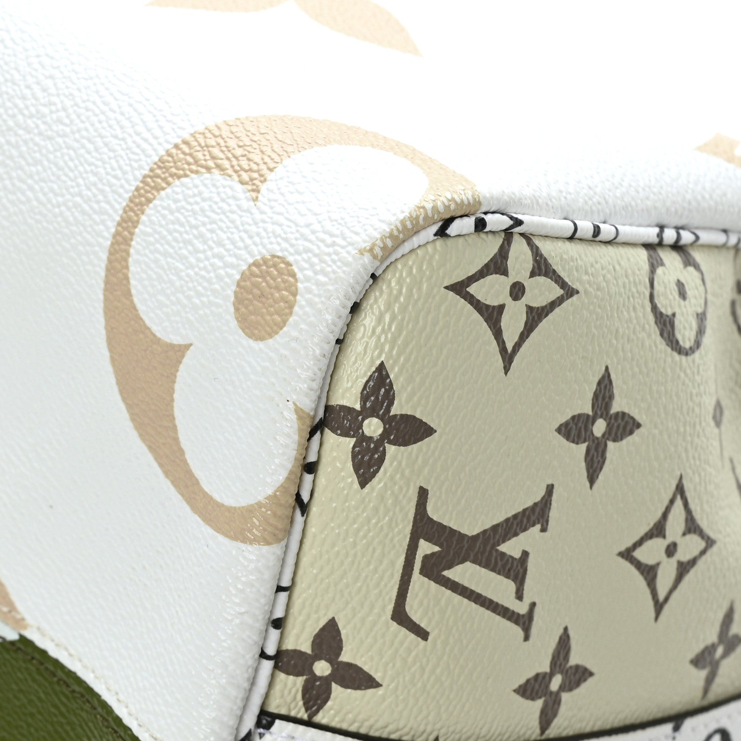 Louis Vuitton Monogram Giant Speedy Bandouliere 30 Kaki Beige 8 of 10