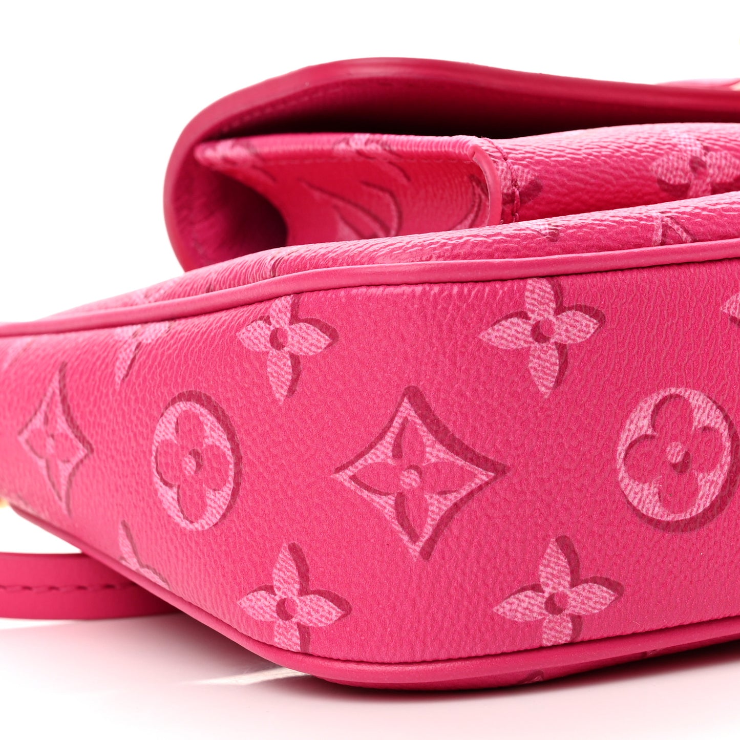 Monogram Fall For You Maxi Multi Pochette Accessories Fuchsia