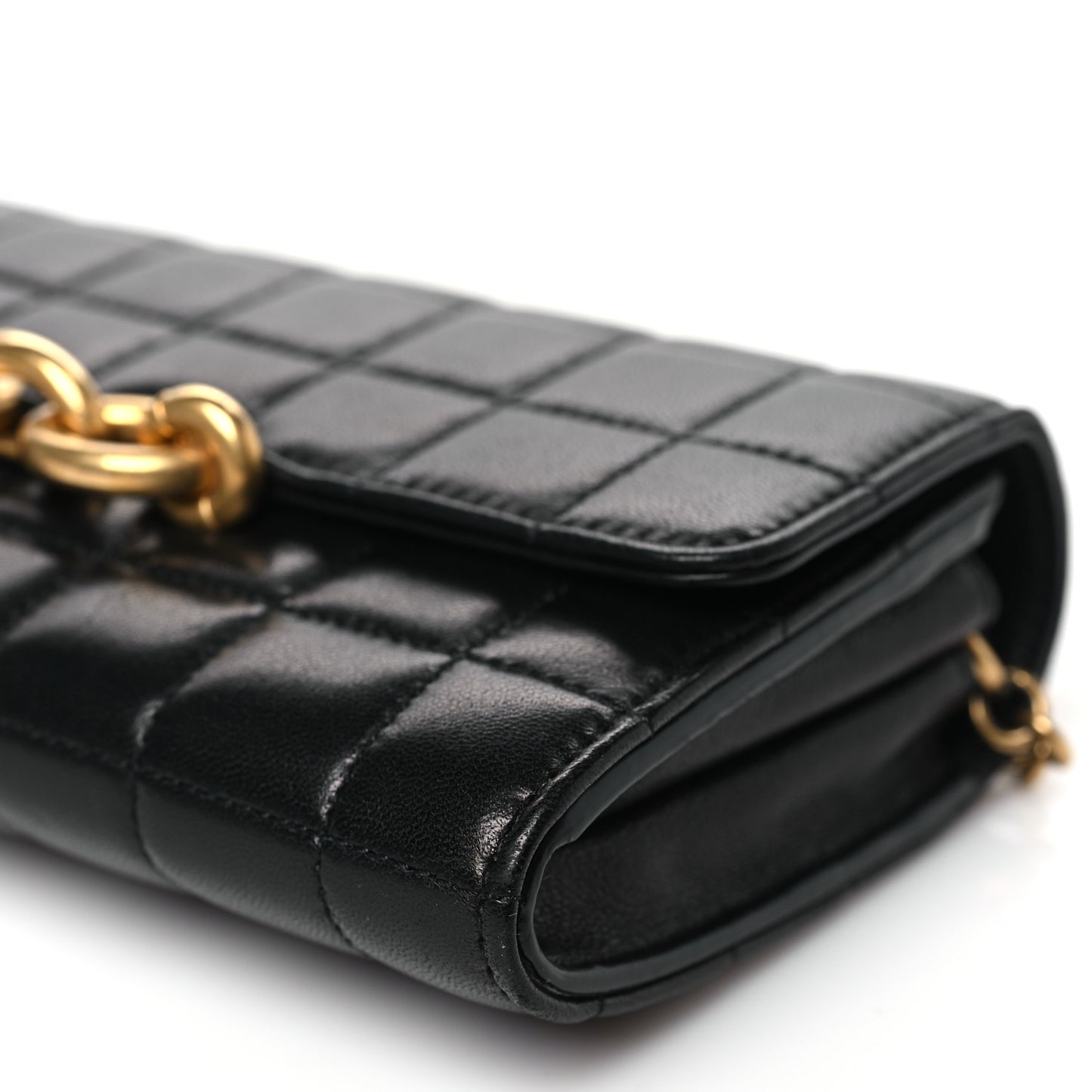 Lambskin Carre Quilted Le Maillon Wallet On Chain Black