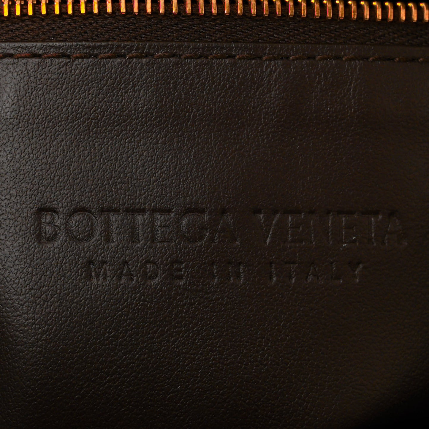 Calfskin Intrecciato Small Hop Fondant