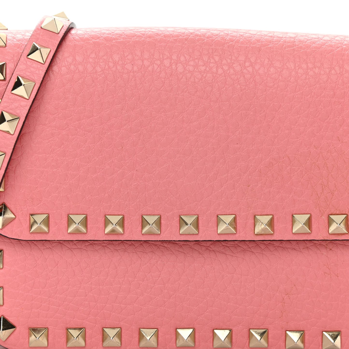Pebbled Calfskin Rockstud Flap Crossbody Bag Paradise Rose