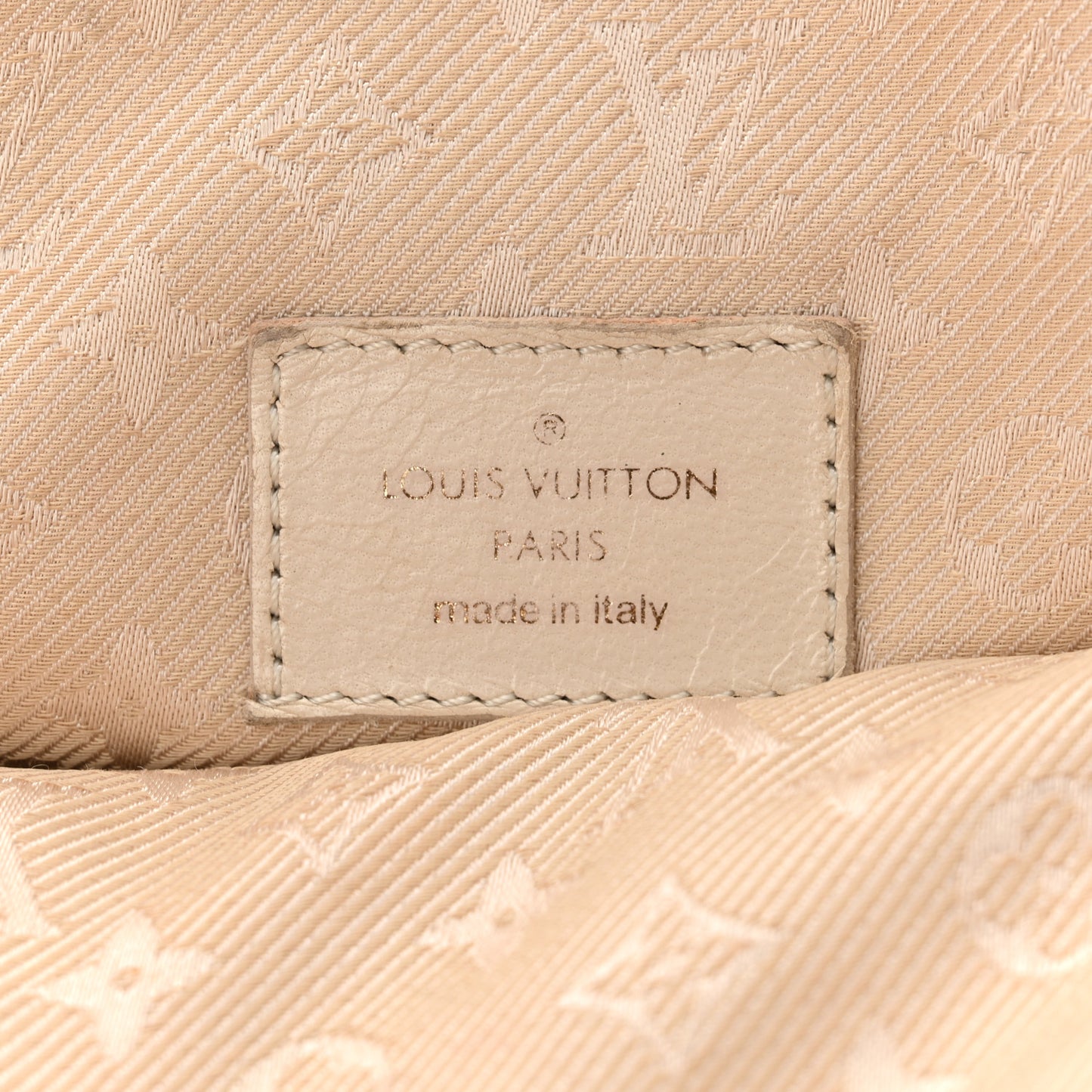 Lambskin Riveting White