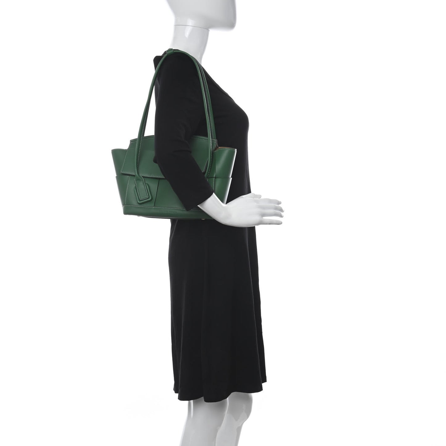 French Calfskin Maxi Intrecciato Arco 33 Racing Green