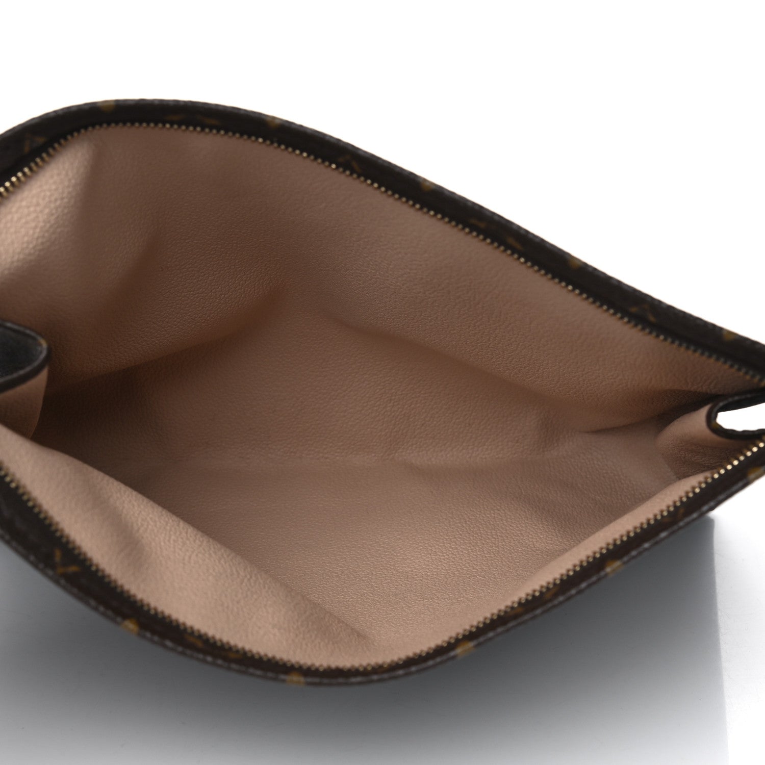 Louis Vuitton Monogram Toiletry Pouch 26 4 of 9