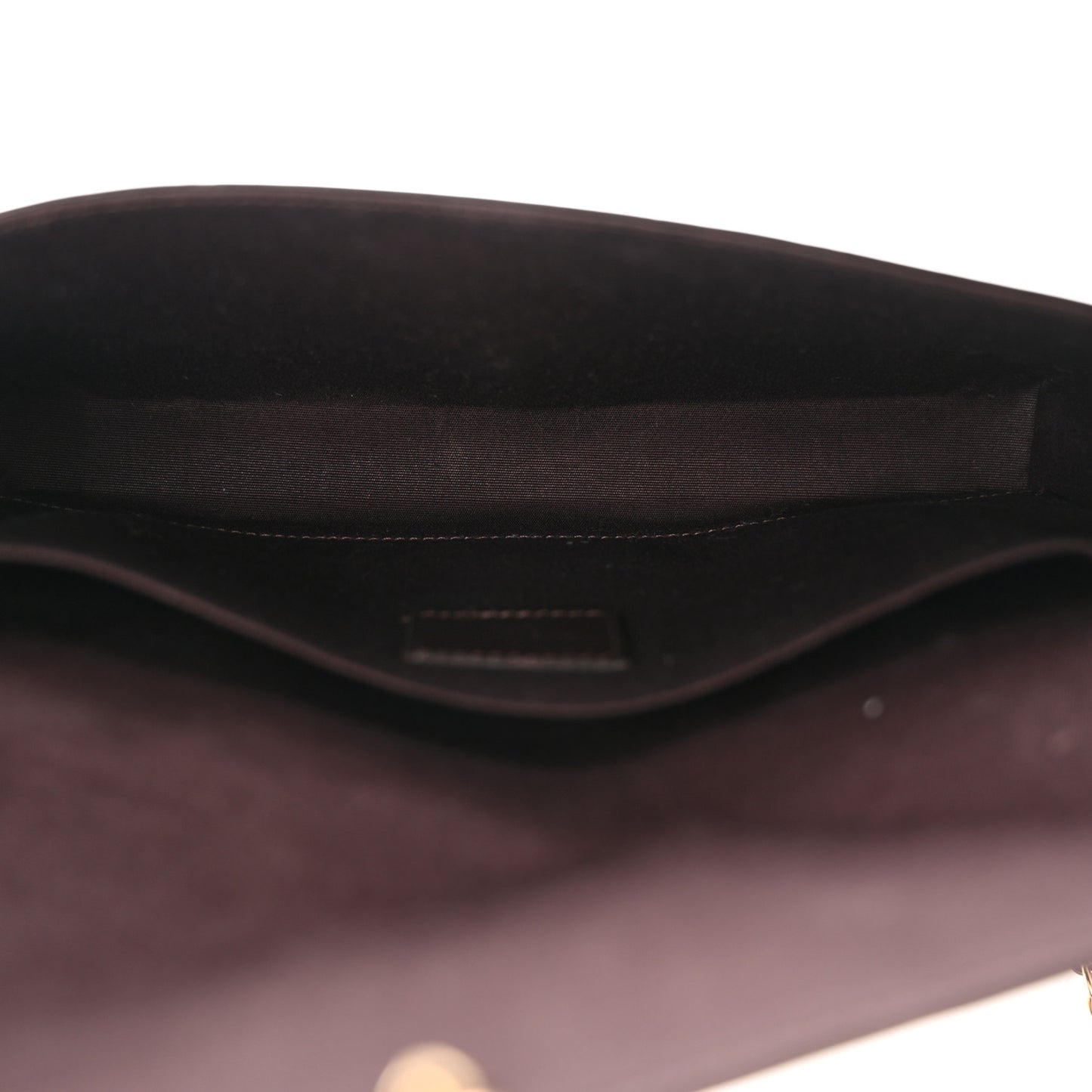 Vernis Pochette Felicie Chain Wallet Amarante