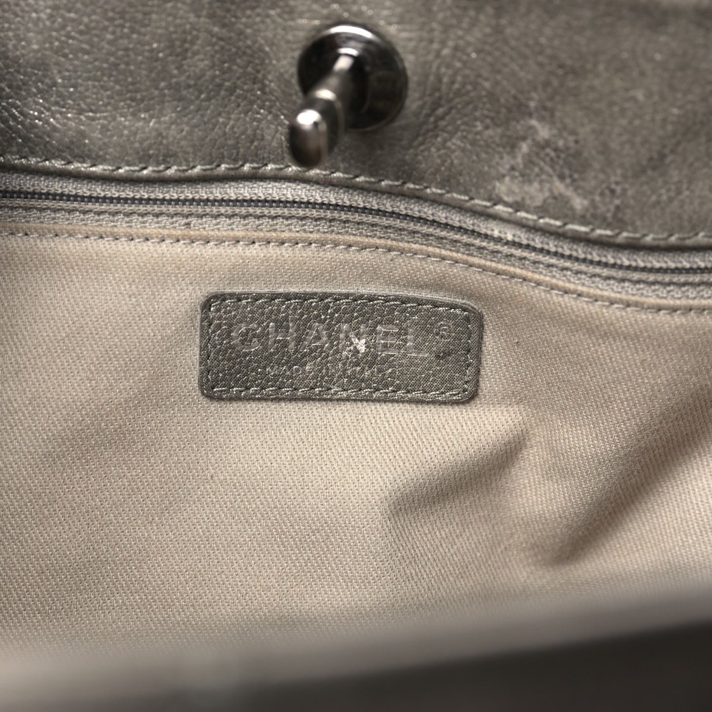 Metallic Calfskin Quilted Small Shopping In Chains Tote Silver