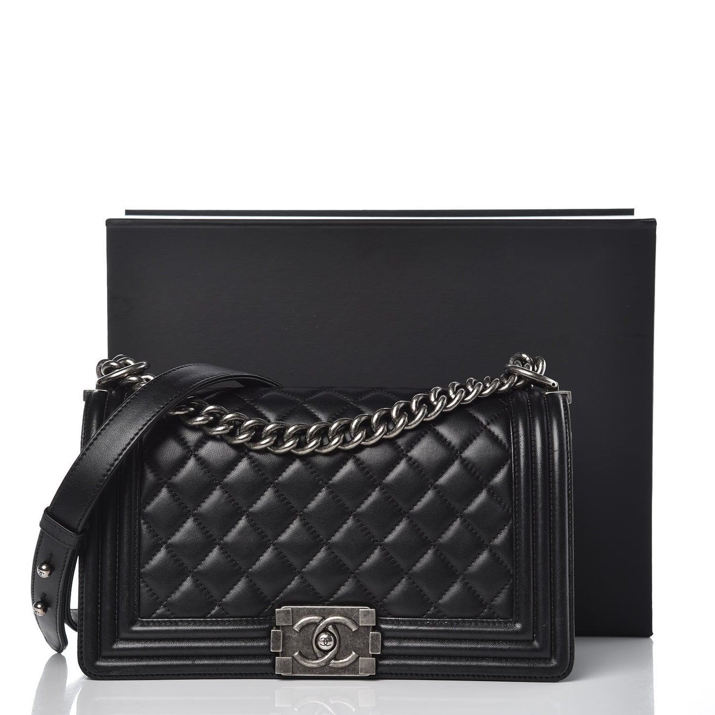Lambskin Quilted Medium Boy Flap Black