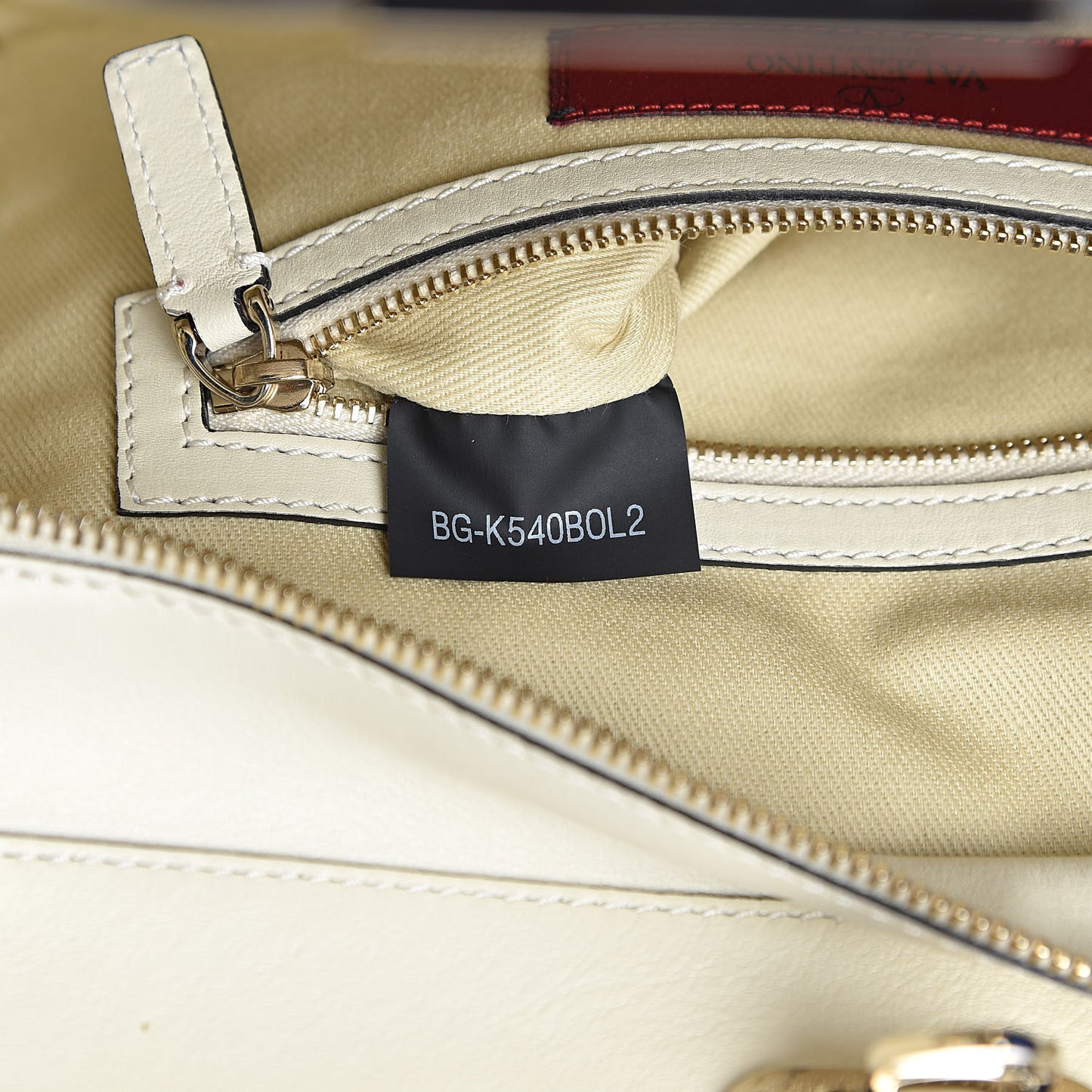 Vitello Small Rockstud Double Handle Tote Ivory