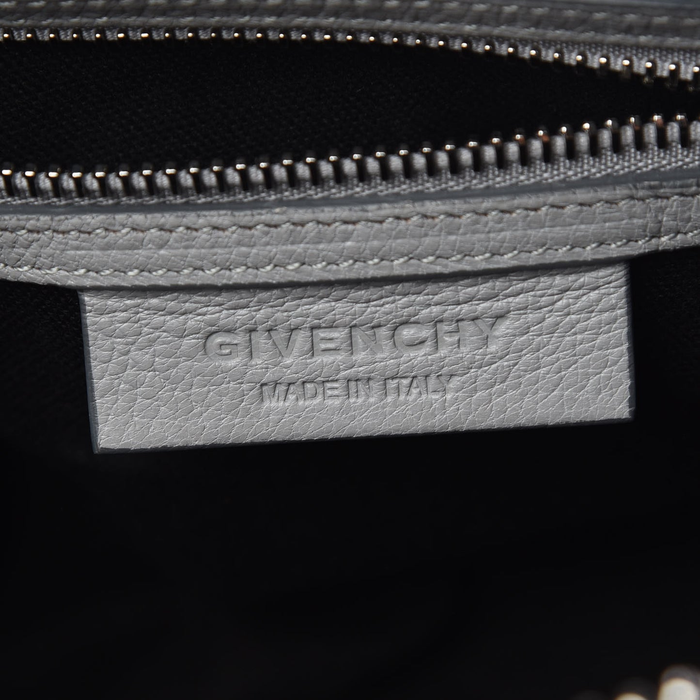 Sugar Goatskin Mini Antigona Pearl Grey