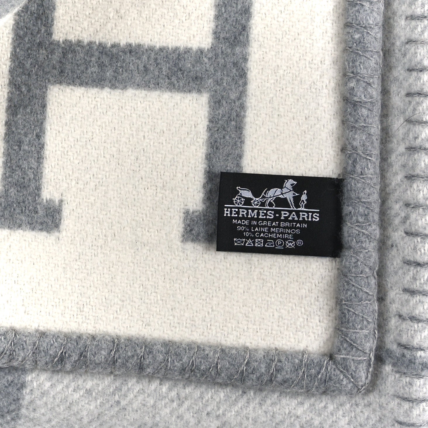 Hermes Wool Cashmere Avalon III Blanket Ecru Gris Clair 3 of 3