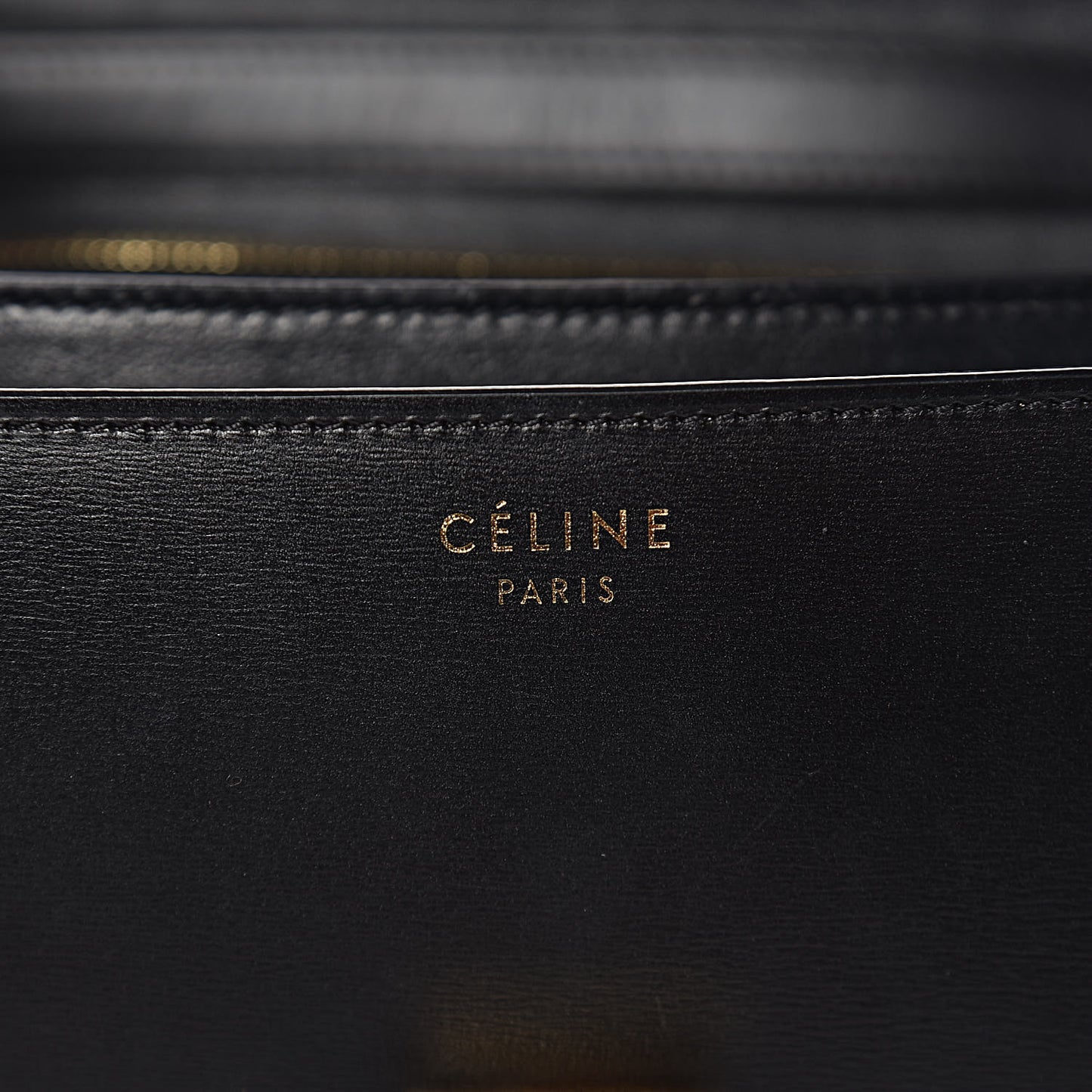 Box Calfskin Medium Classic Box Flap Bag Black