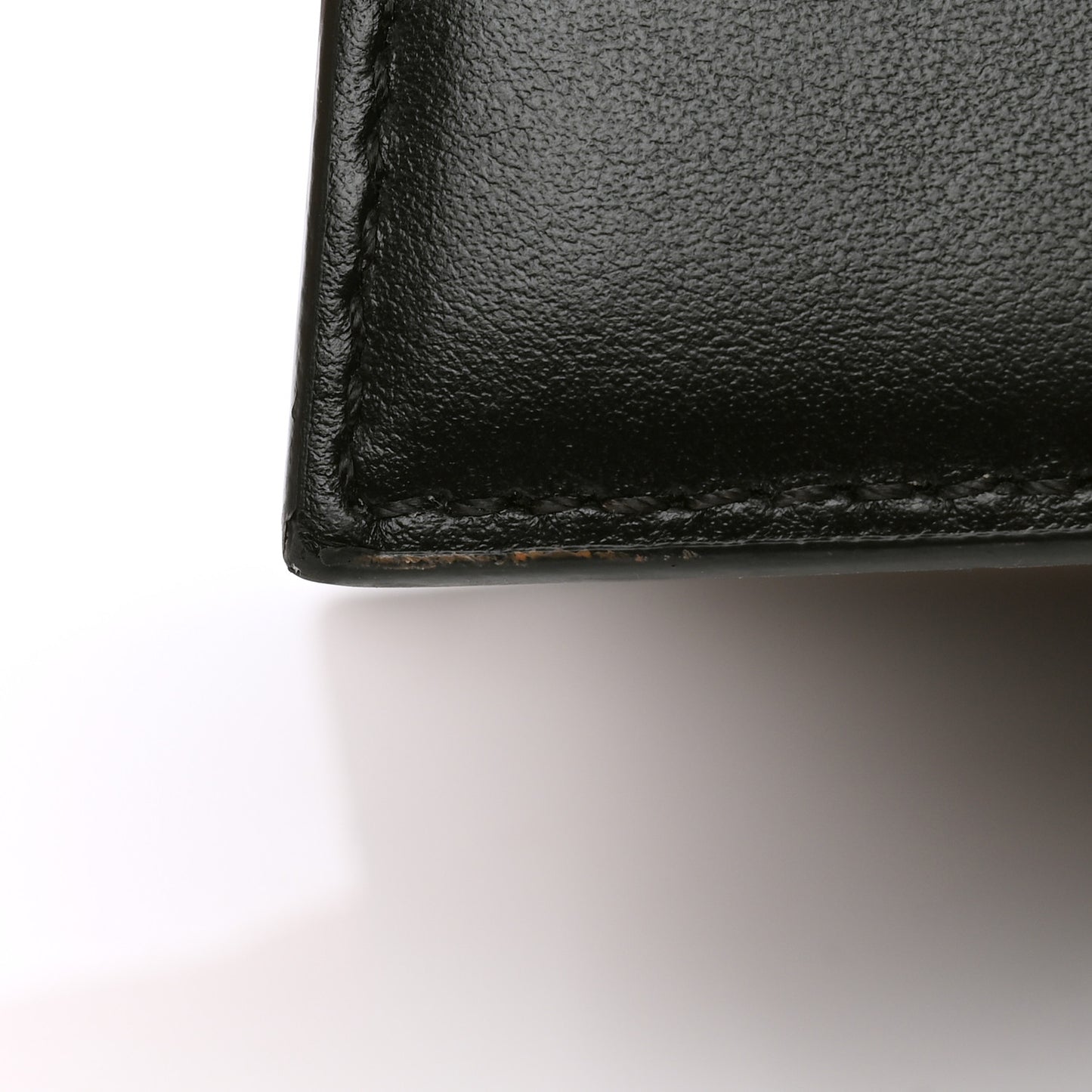 Smooth Calfskin Le Grand Chiquito Black