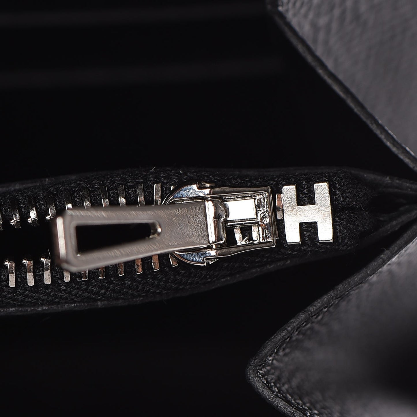 Epsom Constance Long Wallet Black