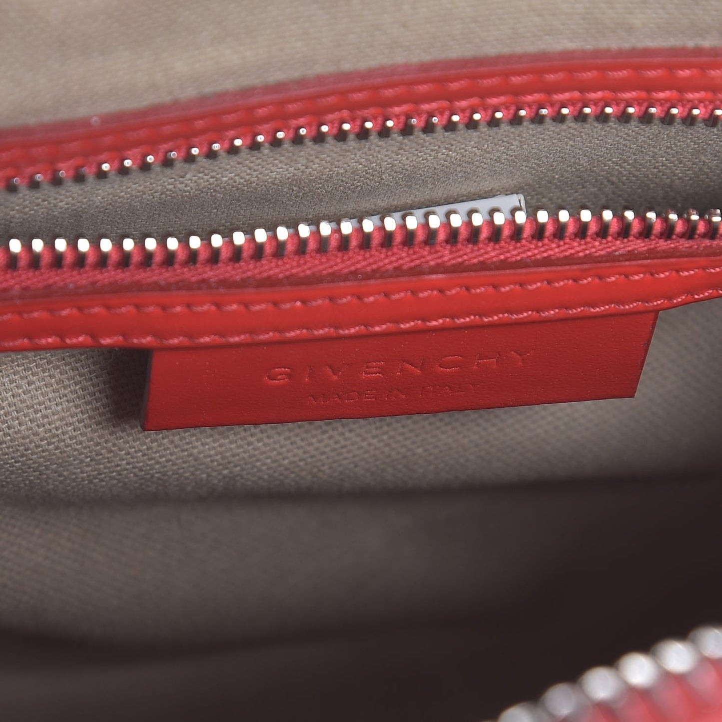 Shiny Lord Calfskin Mini Antigona Red