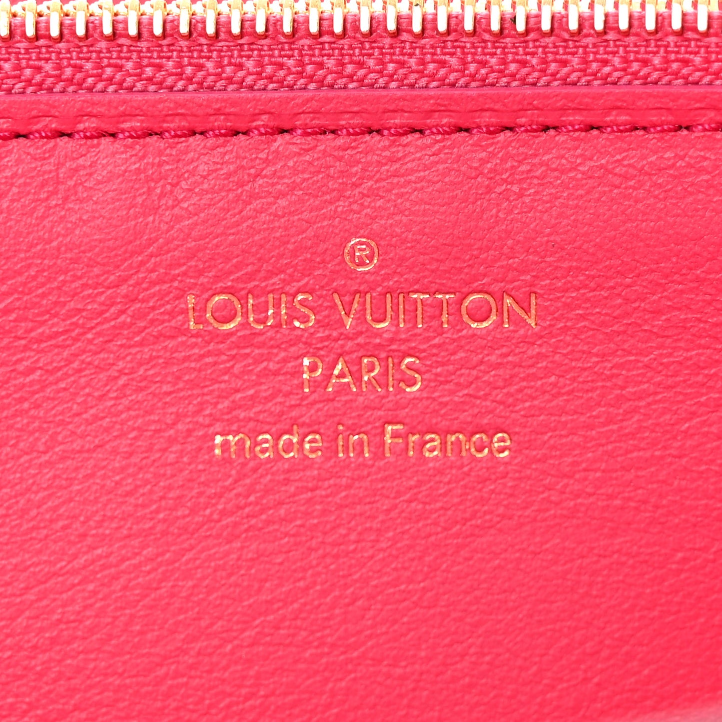 Taurillon Capucines Wallet Black