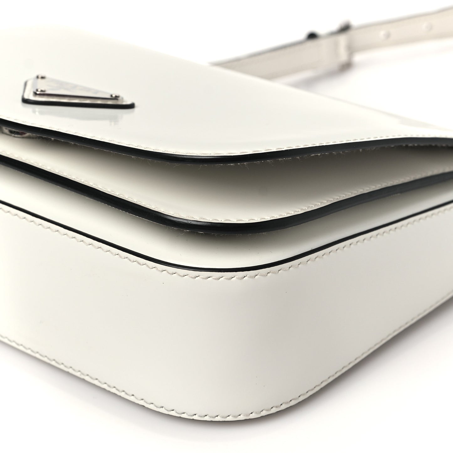 Spazzolato Flap Shoulder Bag White