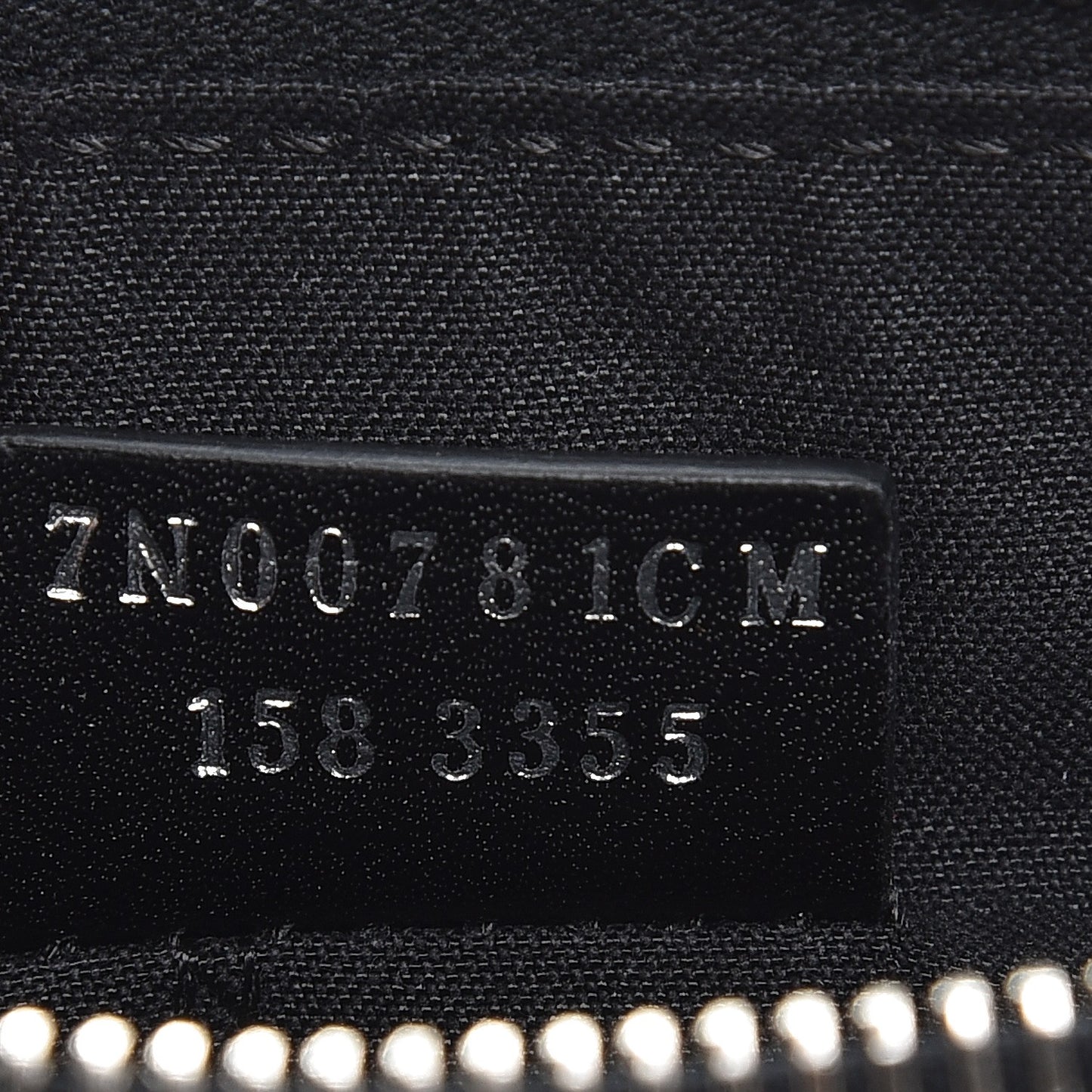 Vitello Elite Monster Eyes Pouch Black Neon Blue